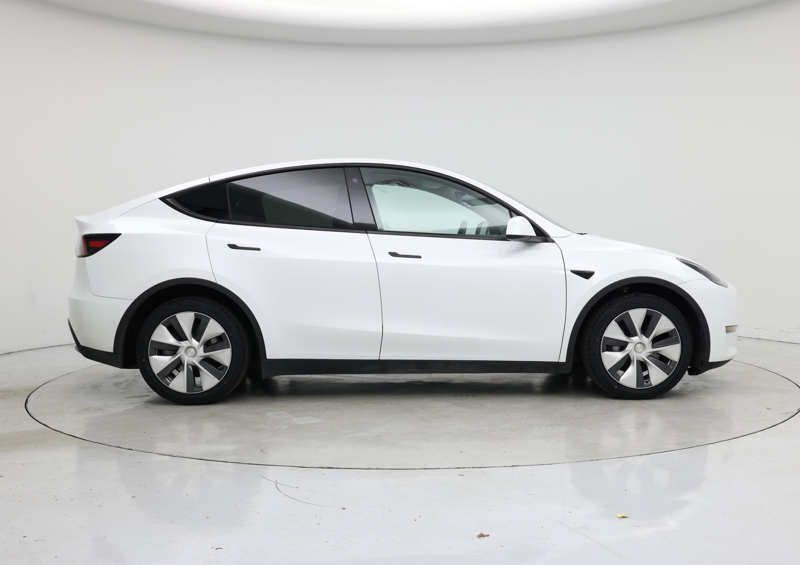 Thumbnail: 2022 Tesla Model Y - 7