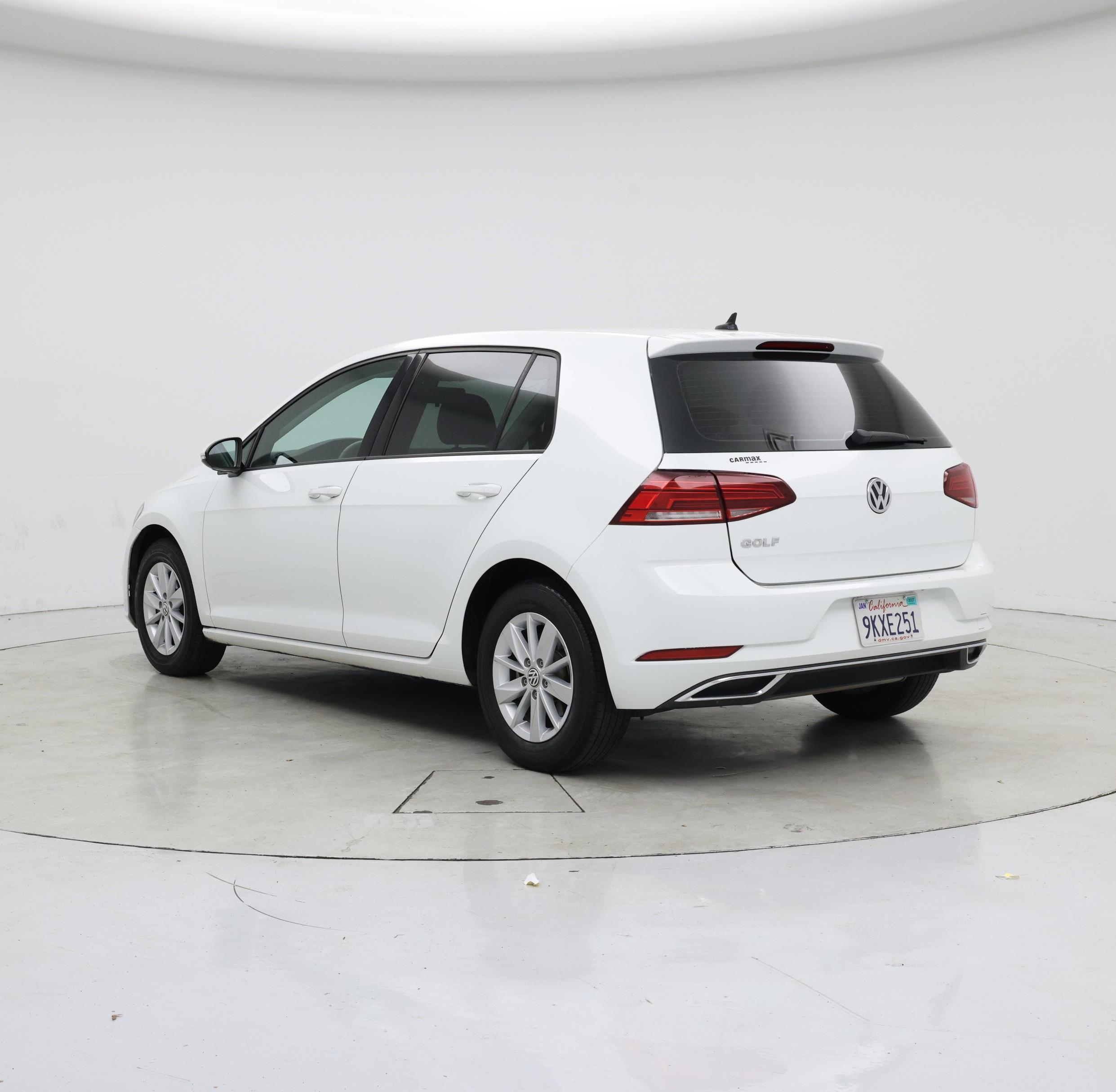 Thumbnail: 2019 Volkswagen Golf - 2