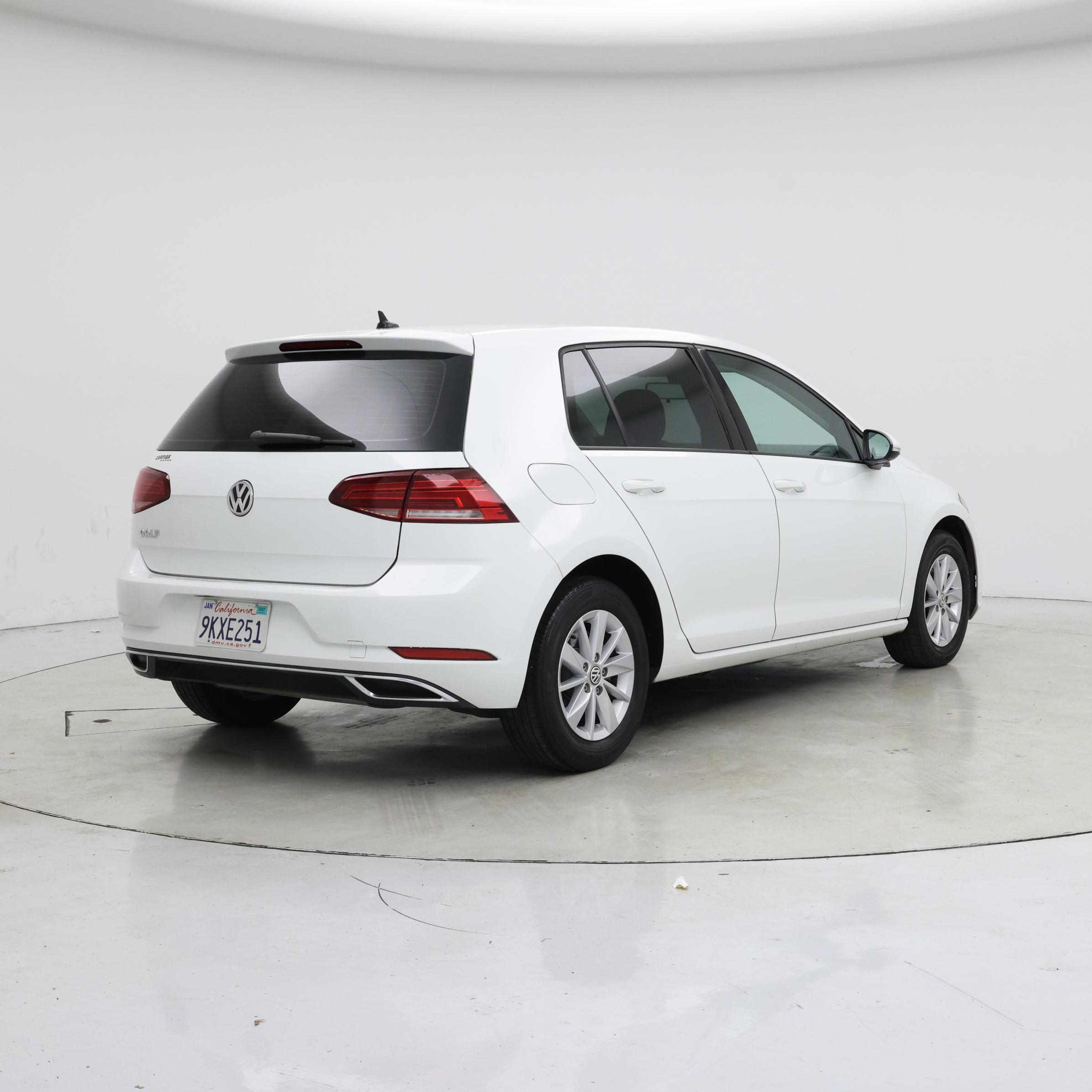 Thumbnail: 2019 Volkswagen Golf - 8