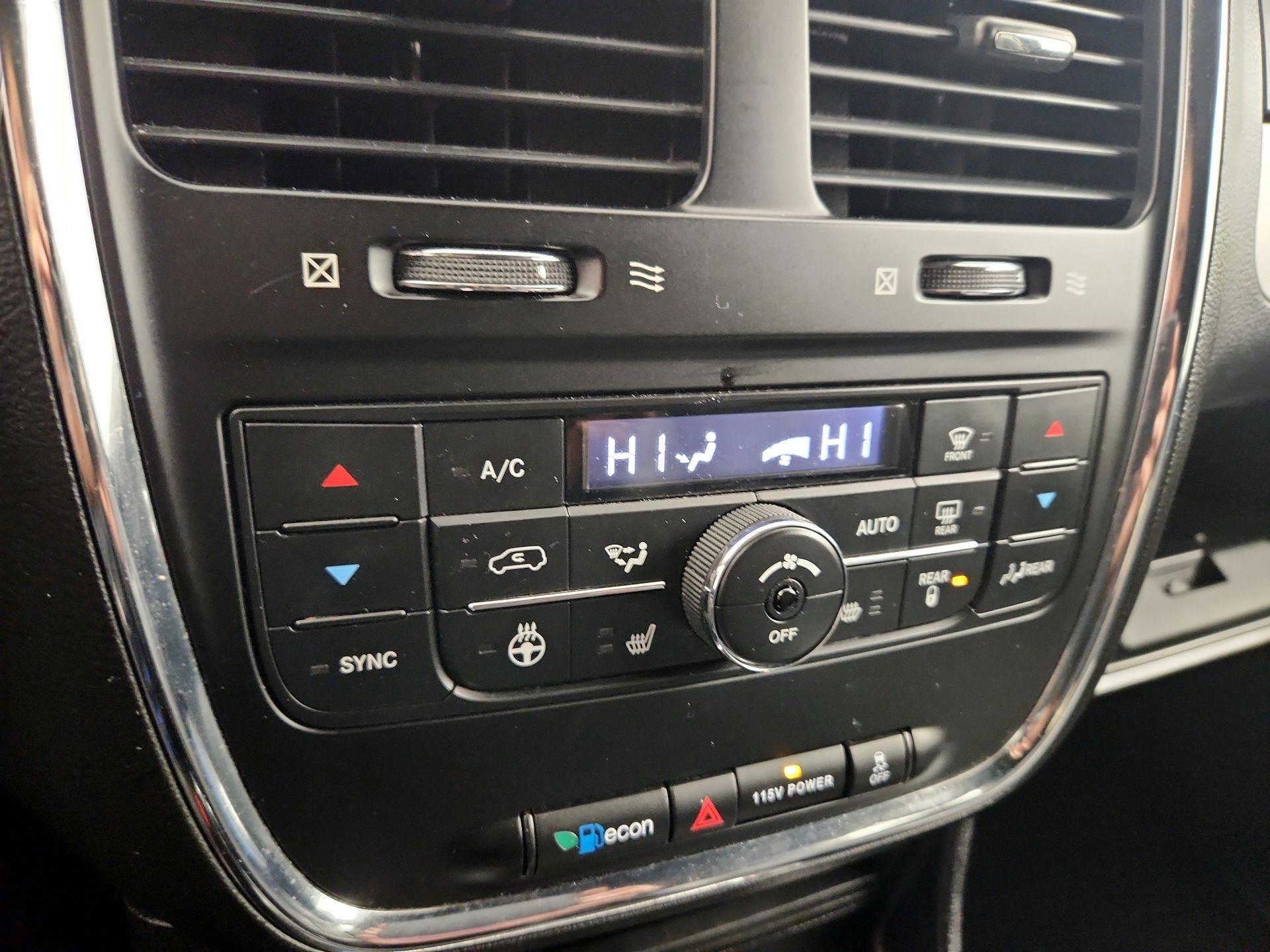 Thumbnail: 2017 Dodge Grand Caravan - 17