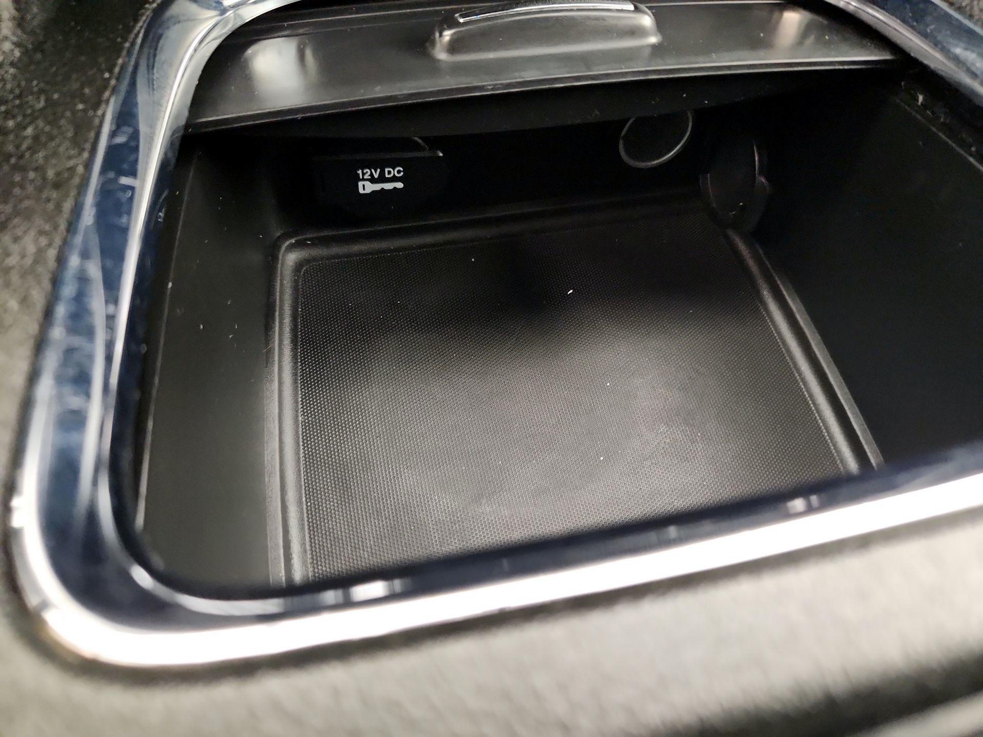 Thumbnail: 2017 Dodge Grand Caravan - 19