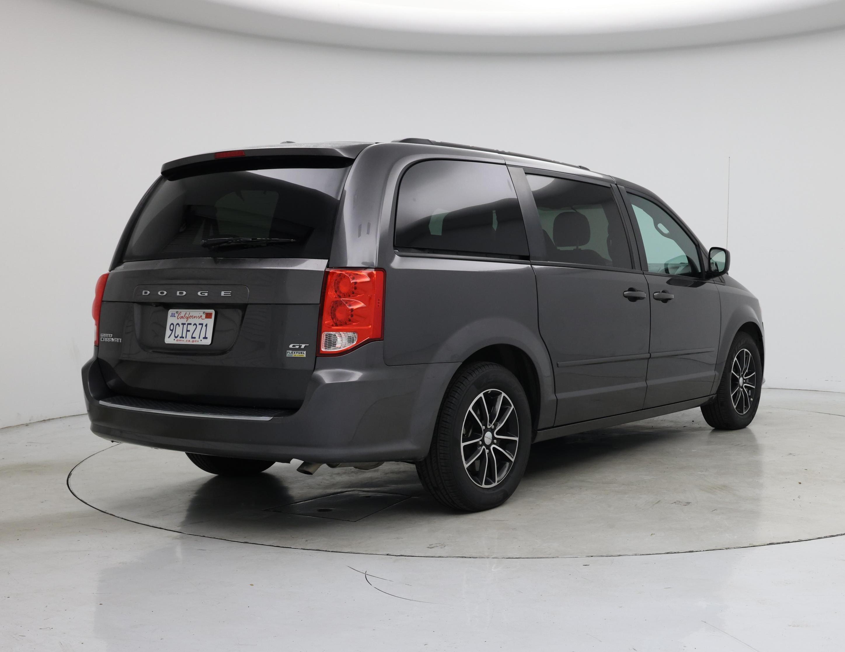 Thumbnail: 2017 Dodge Grand Caravan - 8