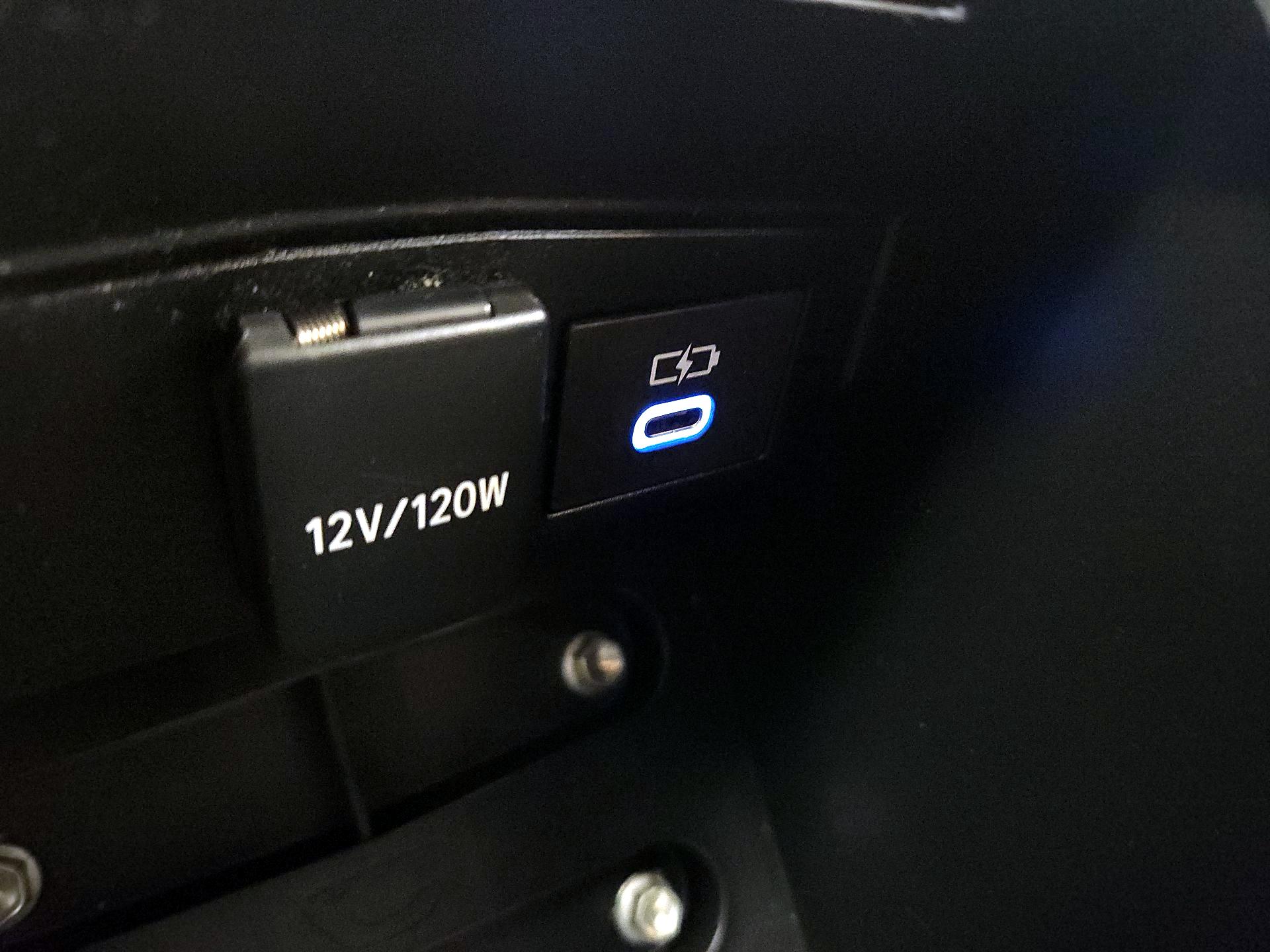 Thumbnail: 2022 Toyota Corolla - 18