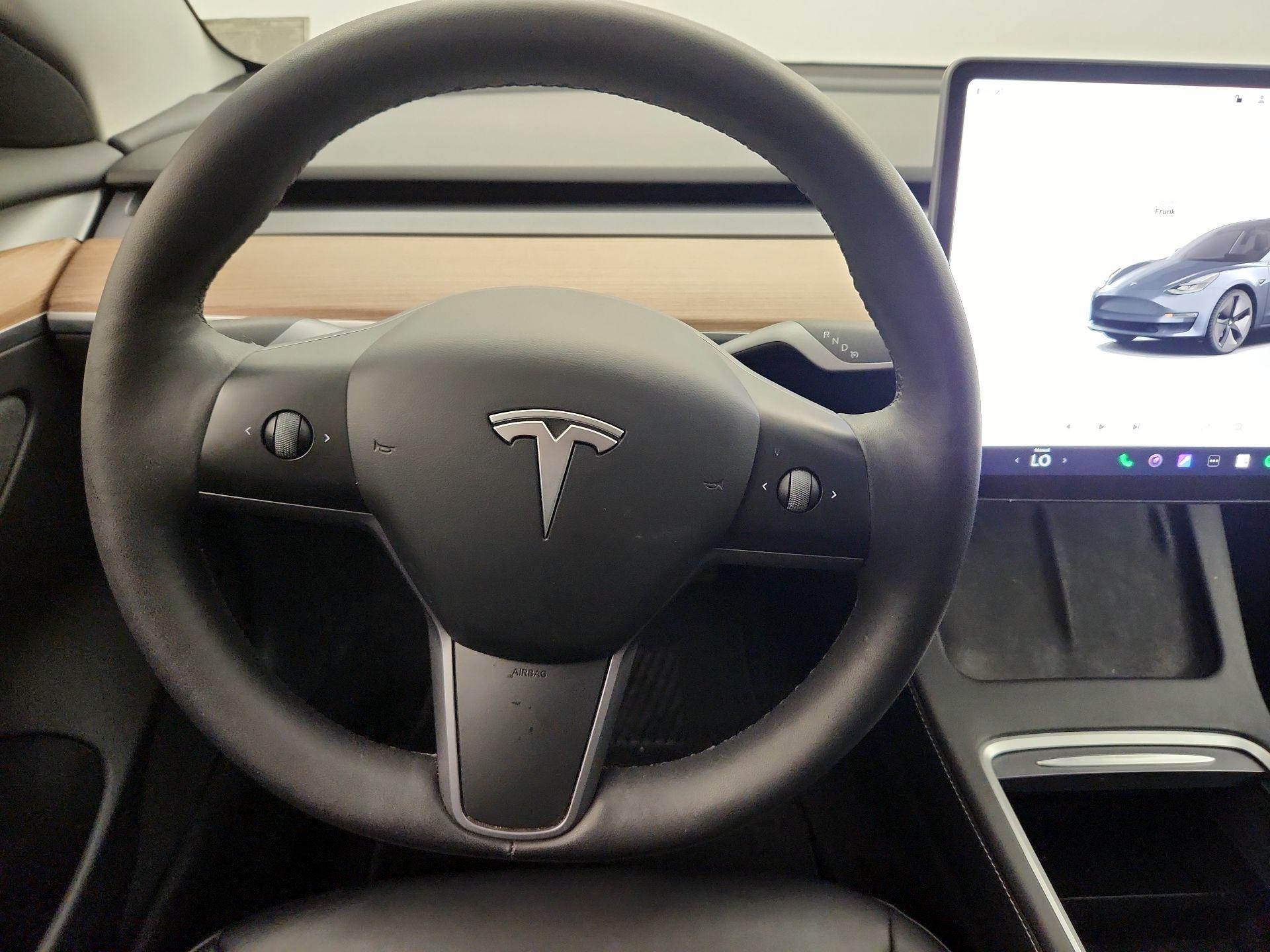 Thumbnail: 2023 Tesla Model 3 - 10