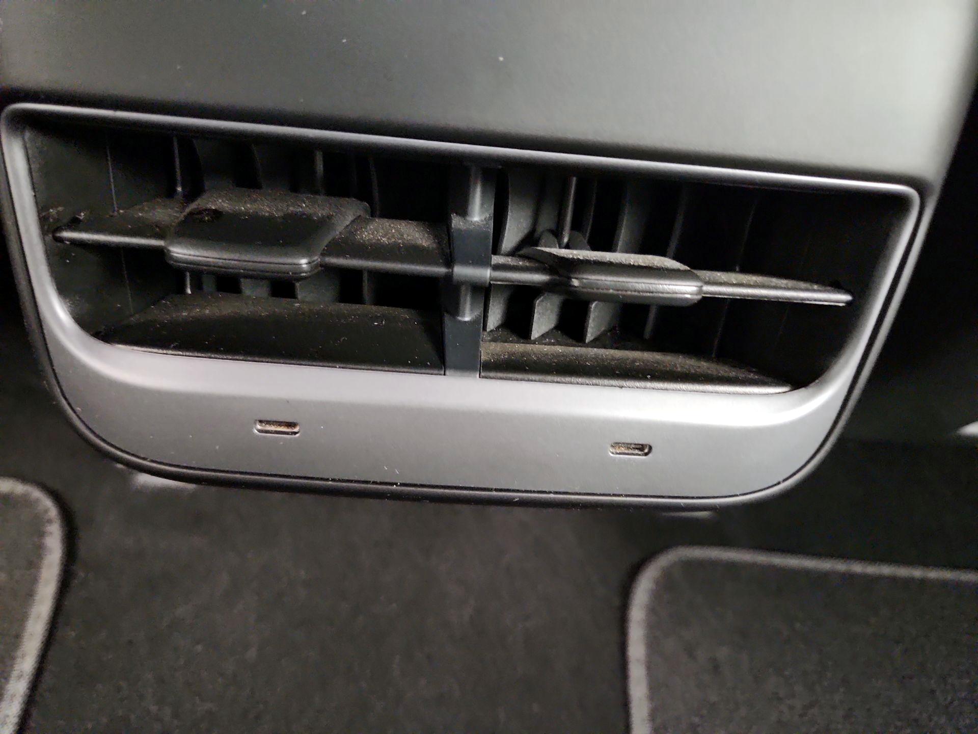 Thumbnail: 2023 Tesla Model 3 - 17