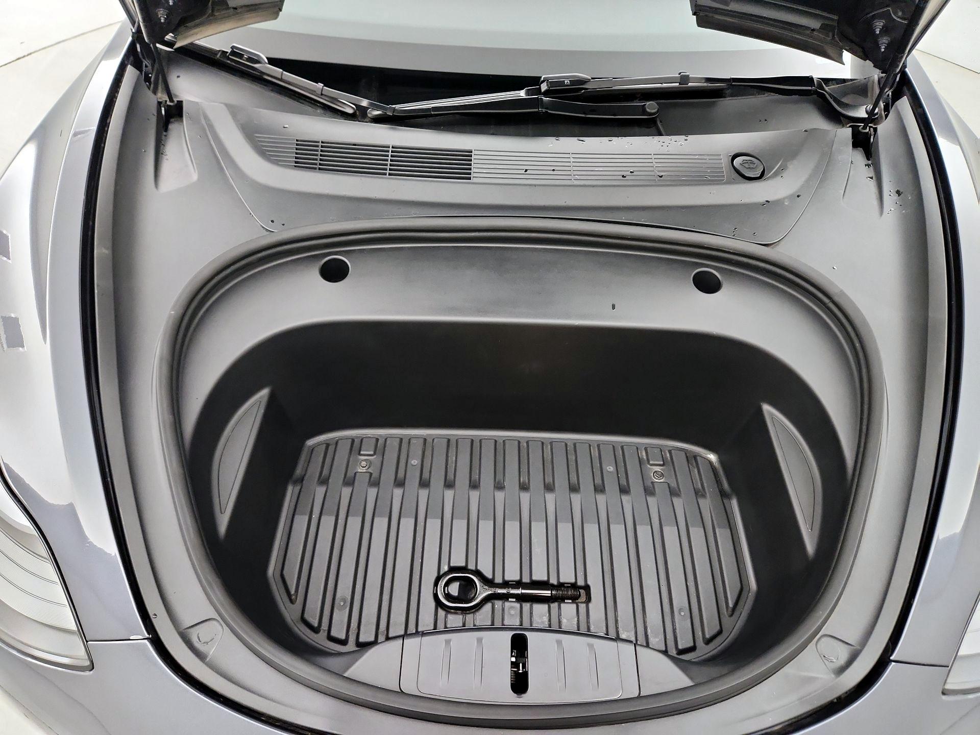 Thumbnail: 2023 Tesla Model 3 - 20