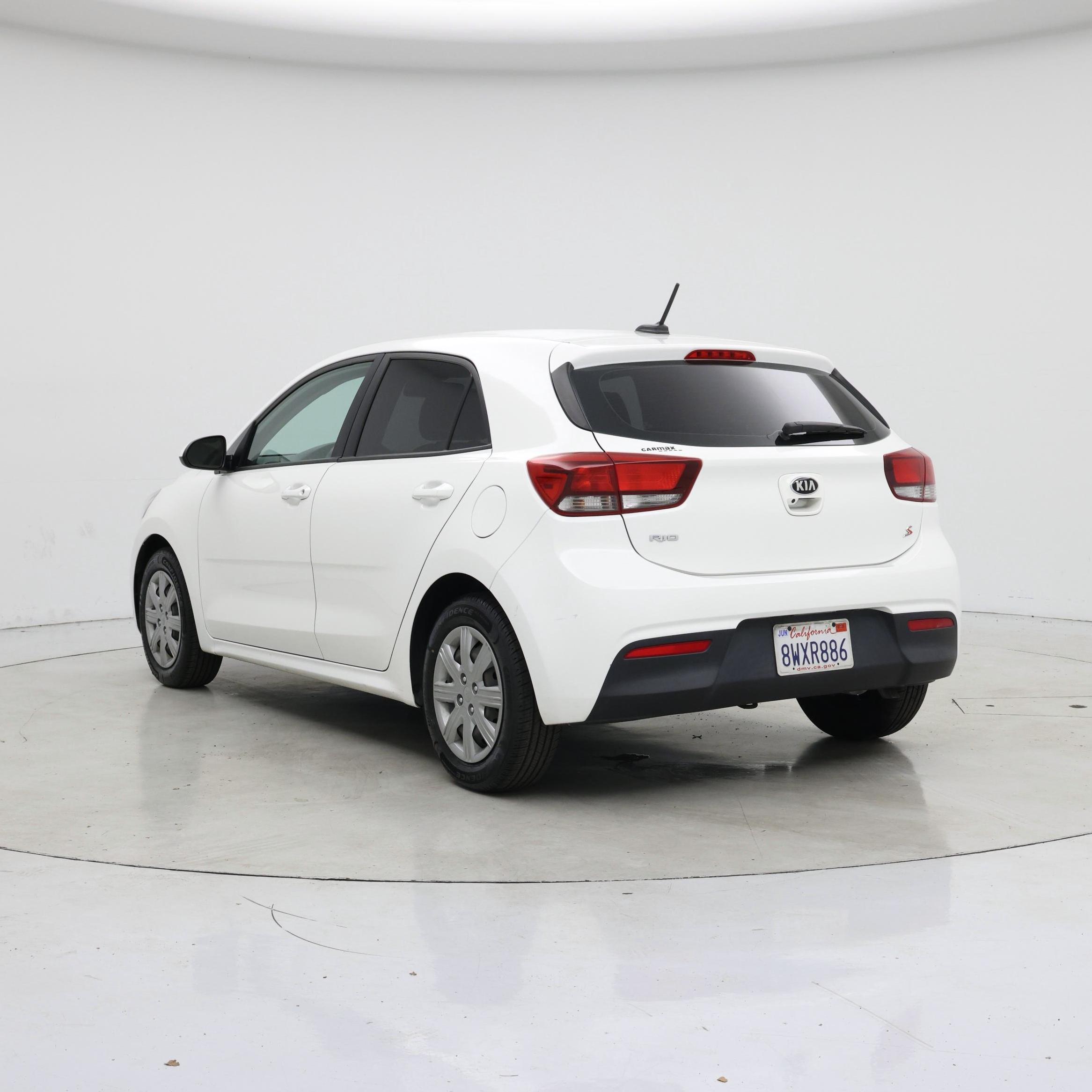 Thumbnail: 2021 Kia Rio5 - 2