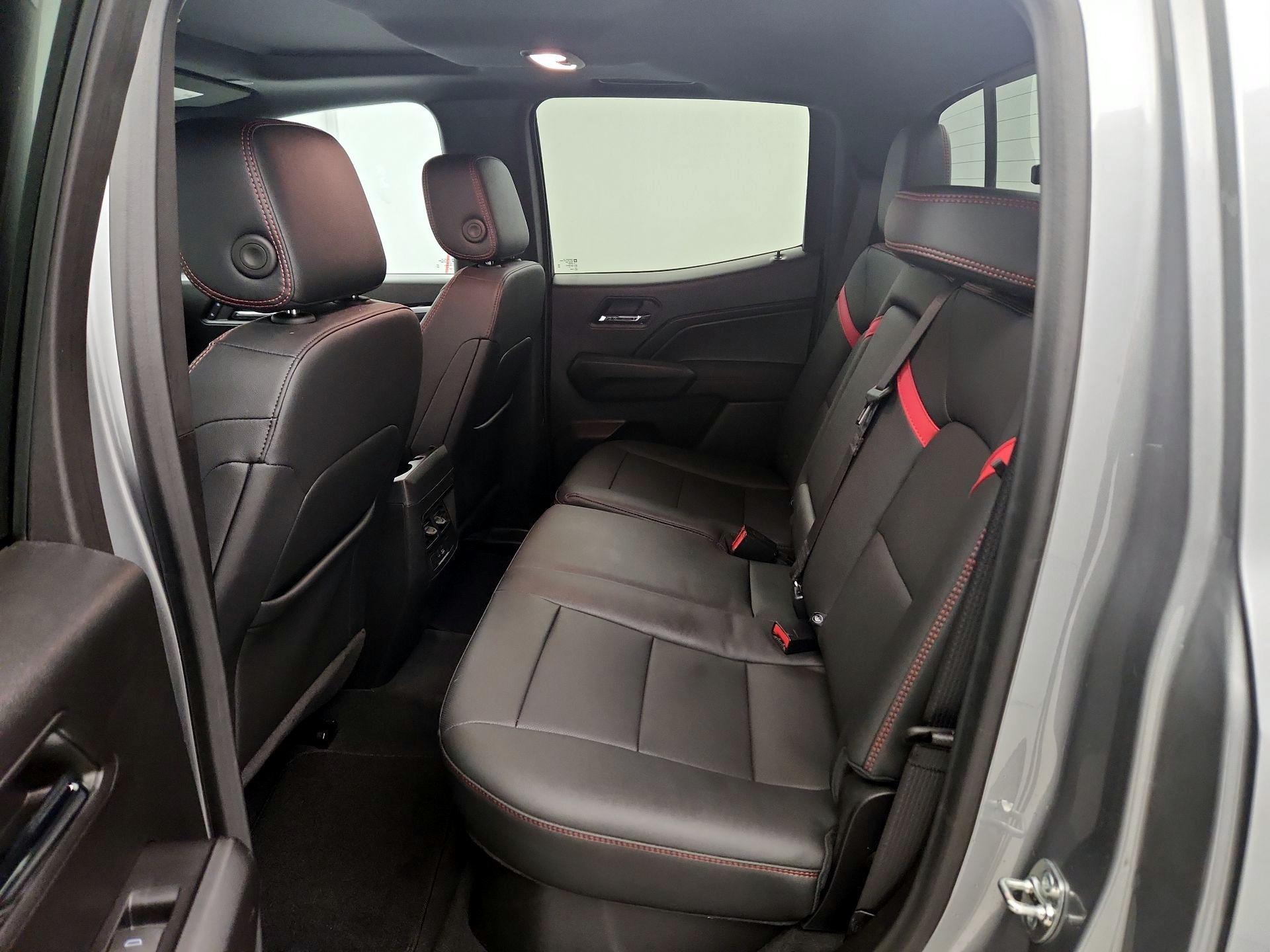 Thumbnail: 2024 Chevrolet Colorado - 20