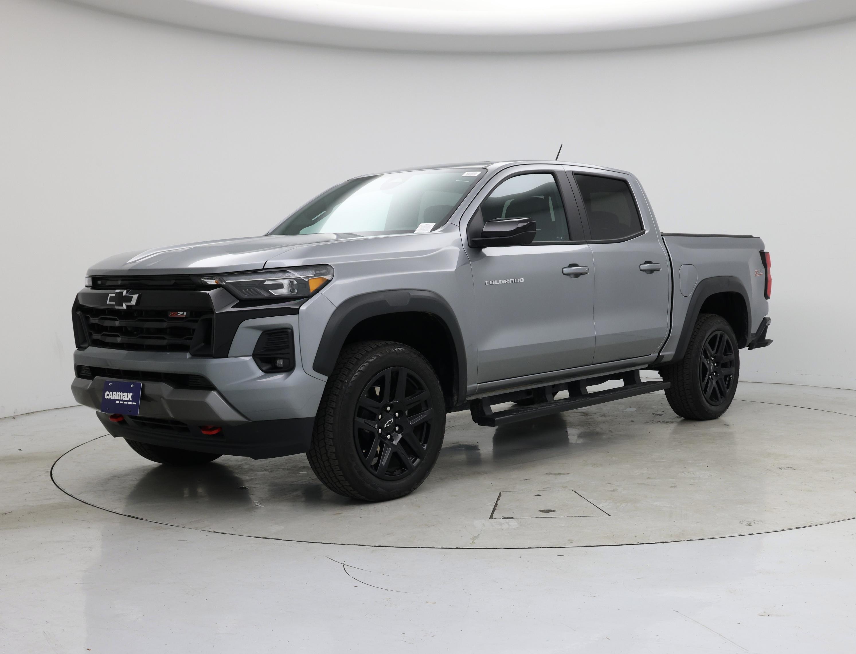 Thumbnail: 2024 Chevrolet Colorado - 4