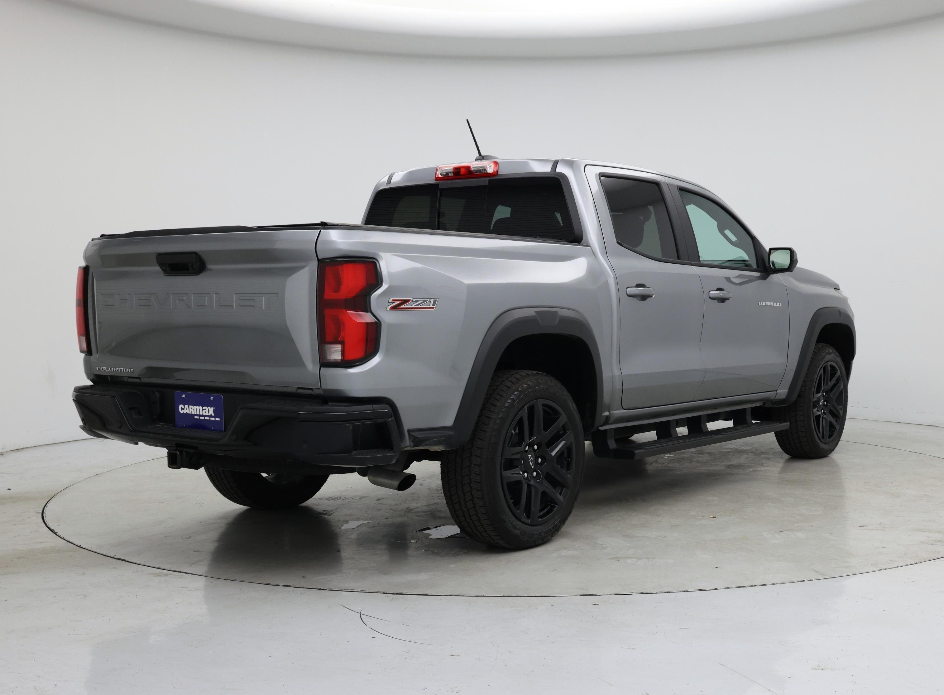 Thumbnail: 2024 Chevrolet Colorado - 8