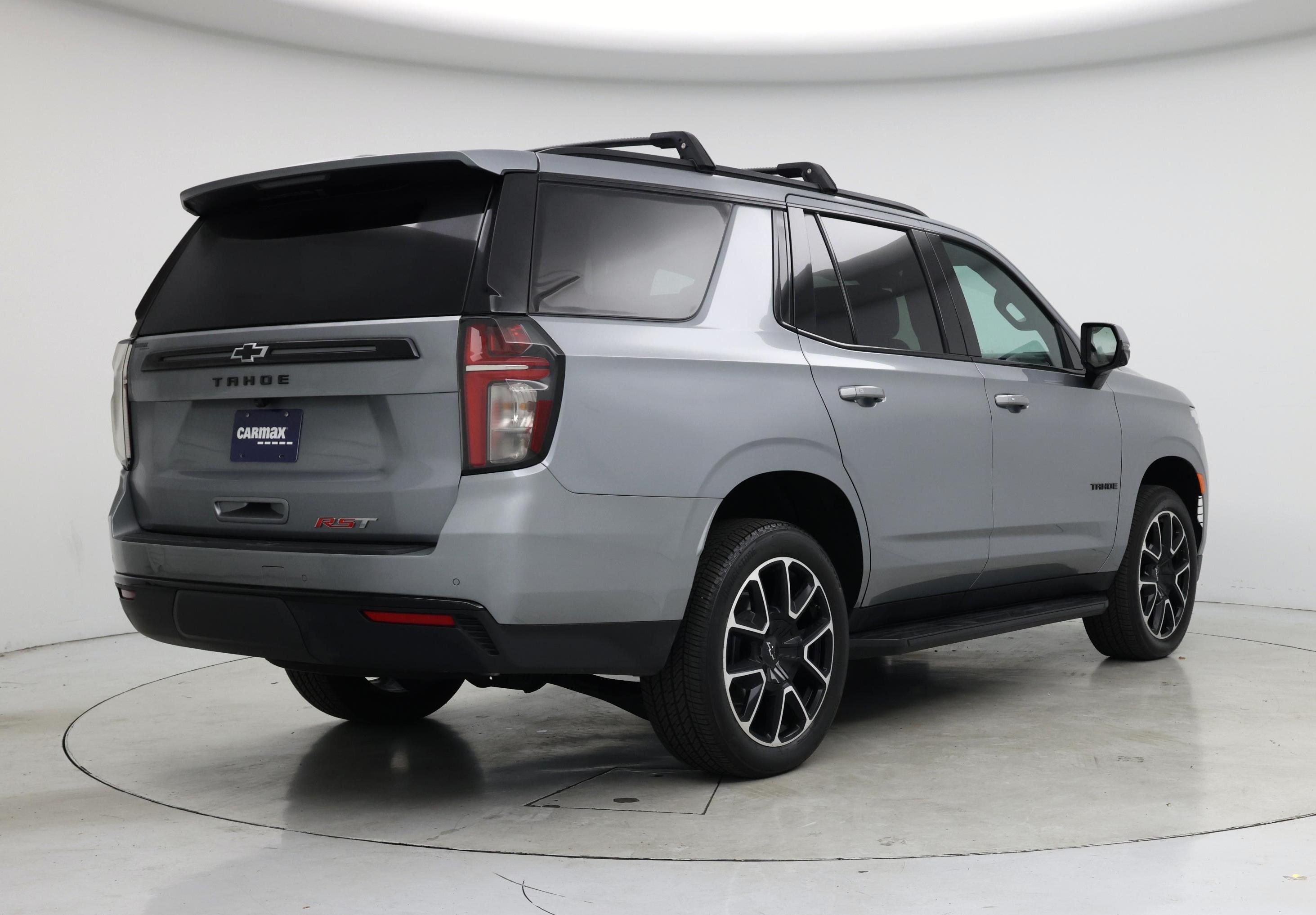 Thumbnail: 2024 Chevrolet Tahoe - 8