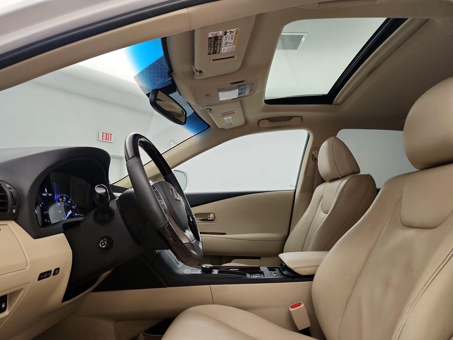 Thumbnail: 2015 Lexus RX - 18