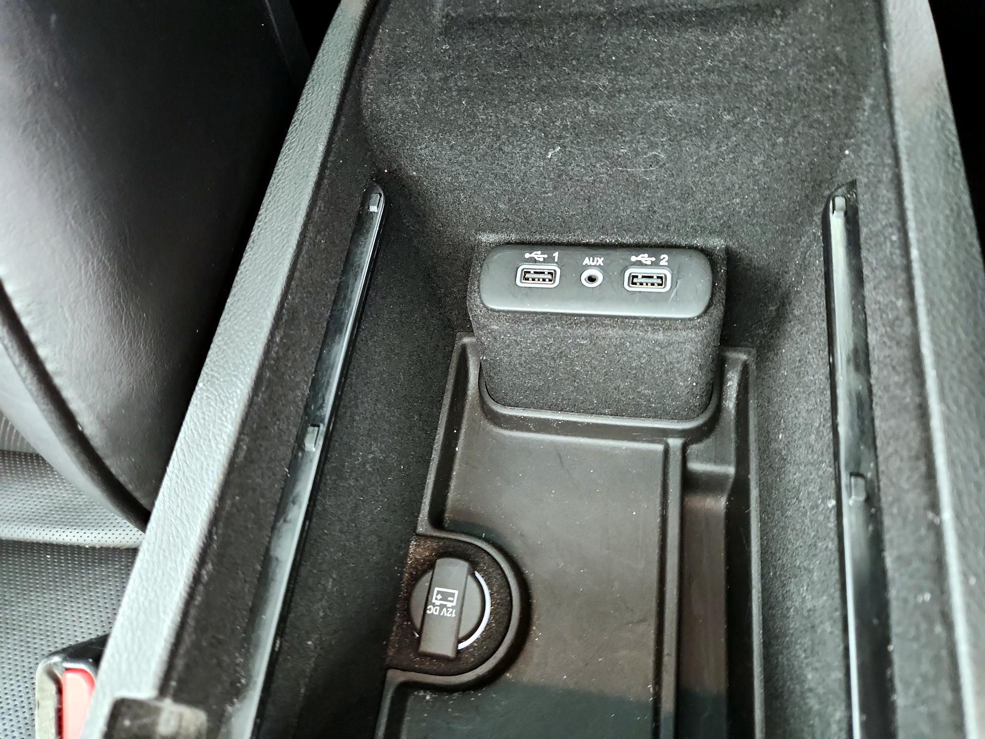 Thumbnail: 2019 Chrysler 300 - 19