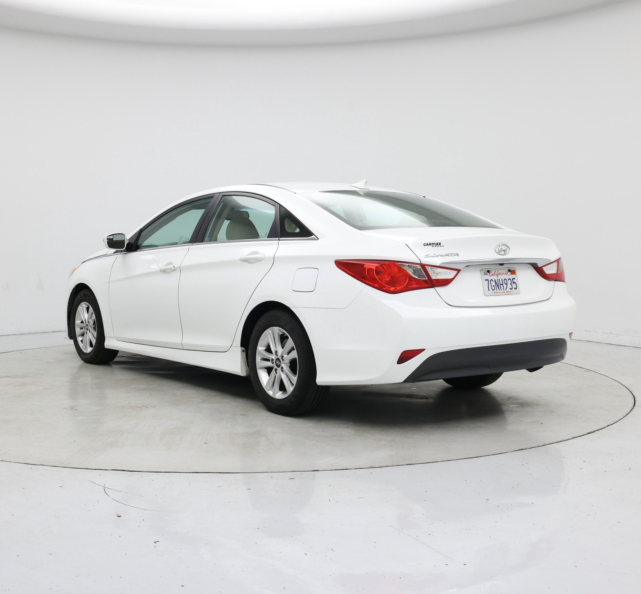 Thumbnail: 2014 Hyundai Sonata - 2
