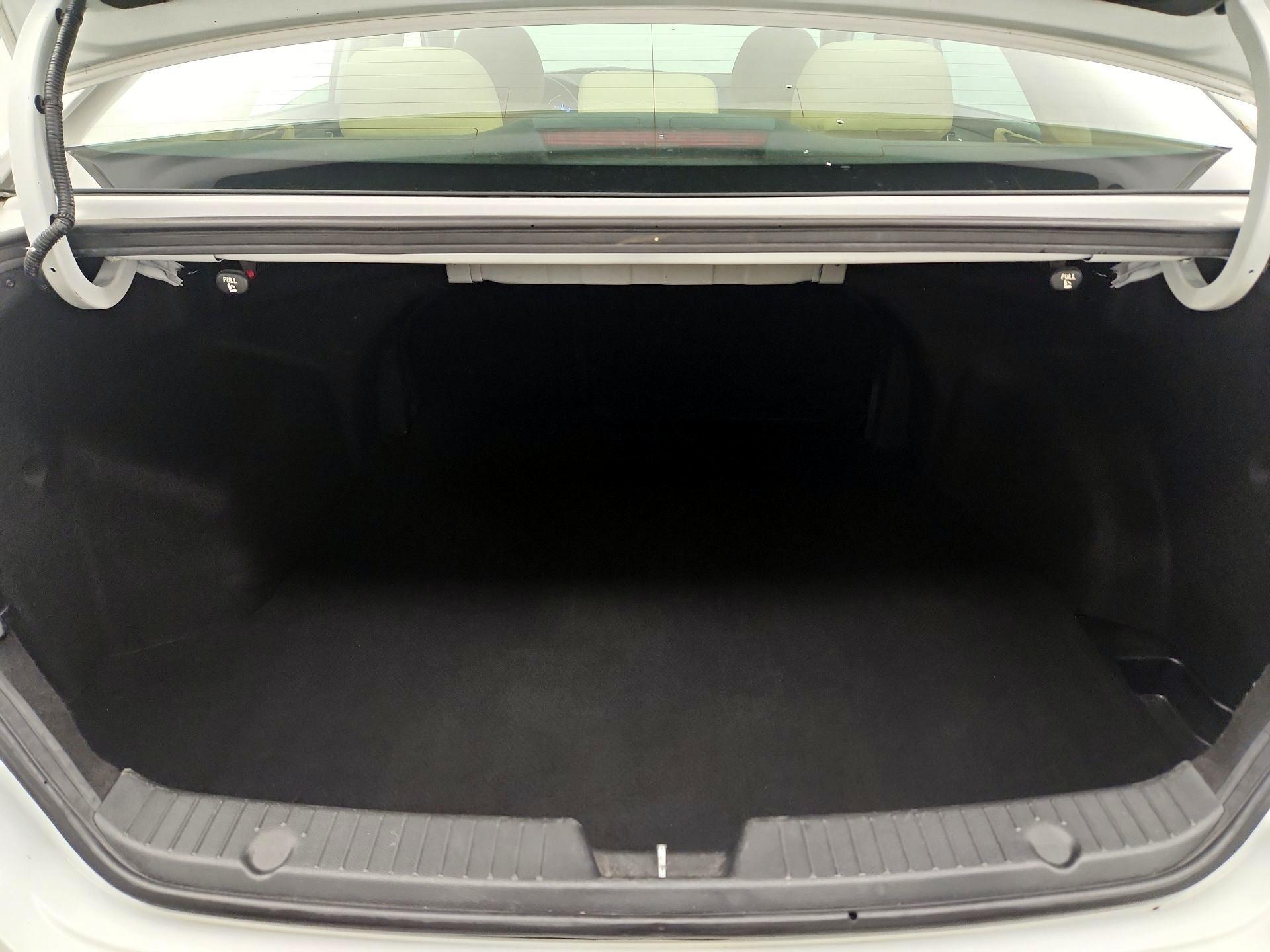 Thumbnail: 2014 Hyundai Sonata - 20