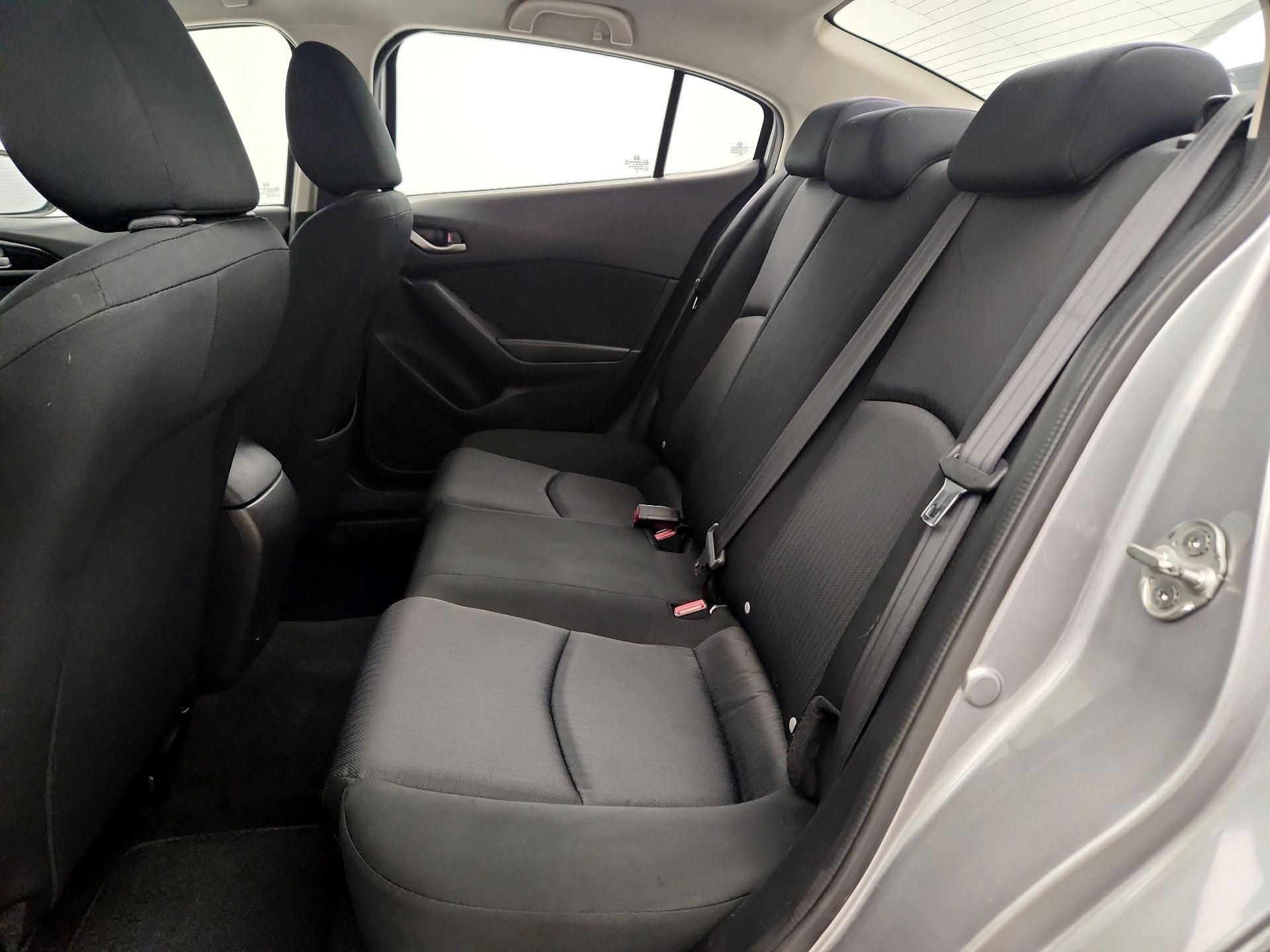 Thumbnail: 2016 Mazda Mazda3 - 19