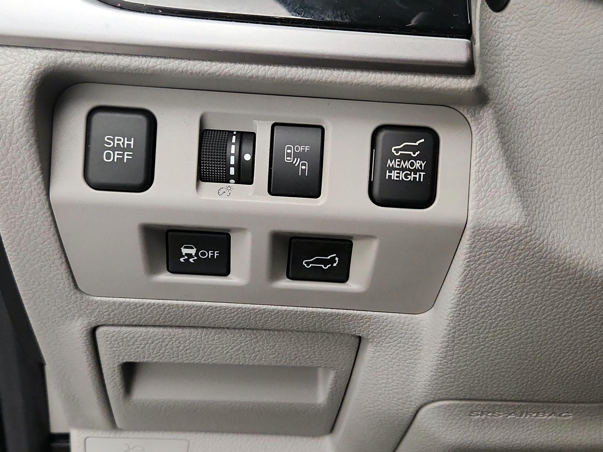 Thumbnail: 2017 Subaru Forester - 13