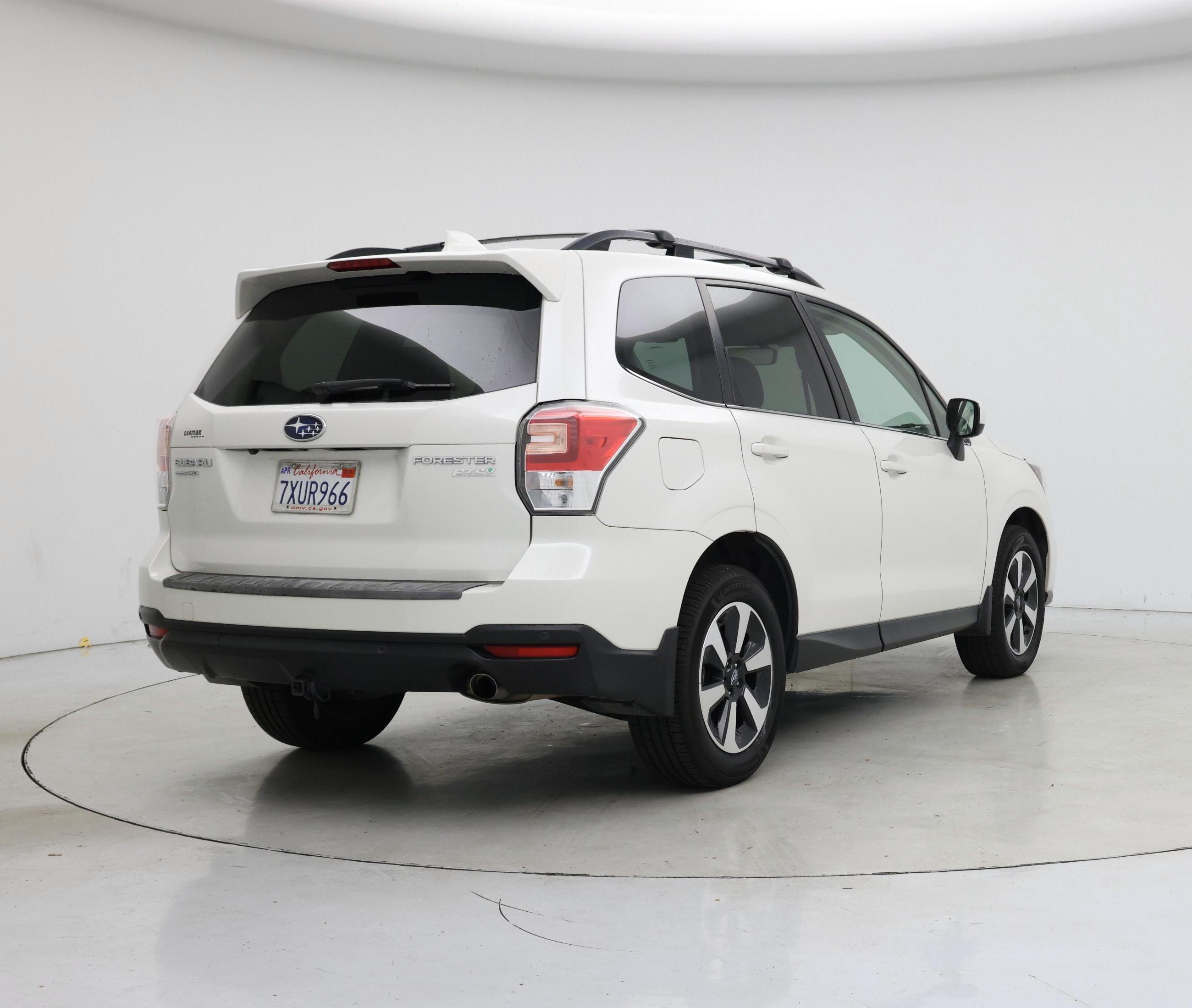 Thumbnail: 2017 Subaru Forester - 8