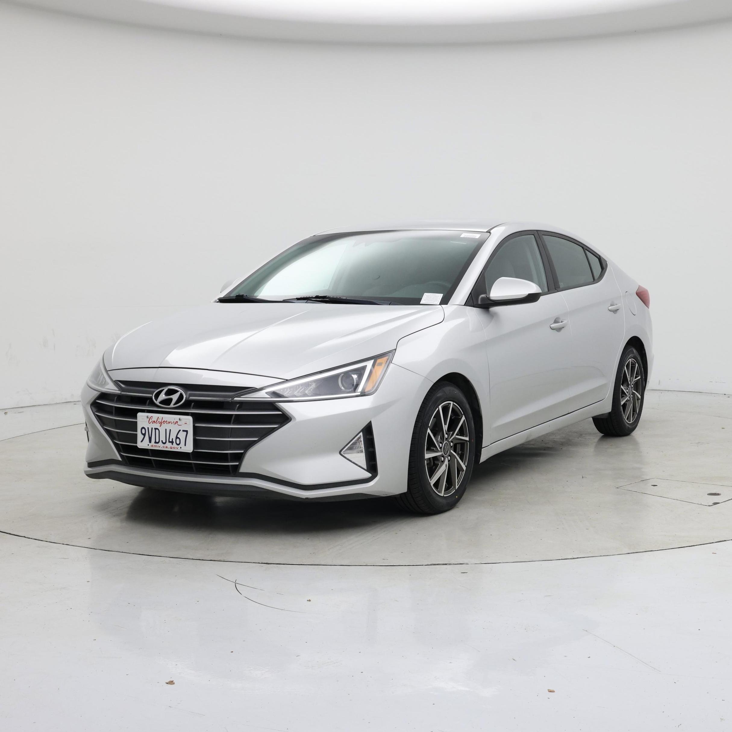 Thumbnail: 2020 Hyundai Elantra - 4