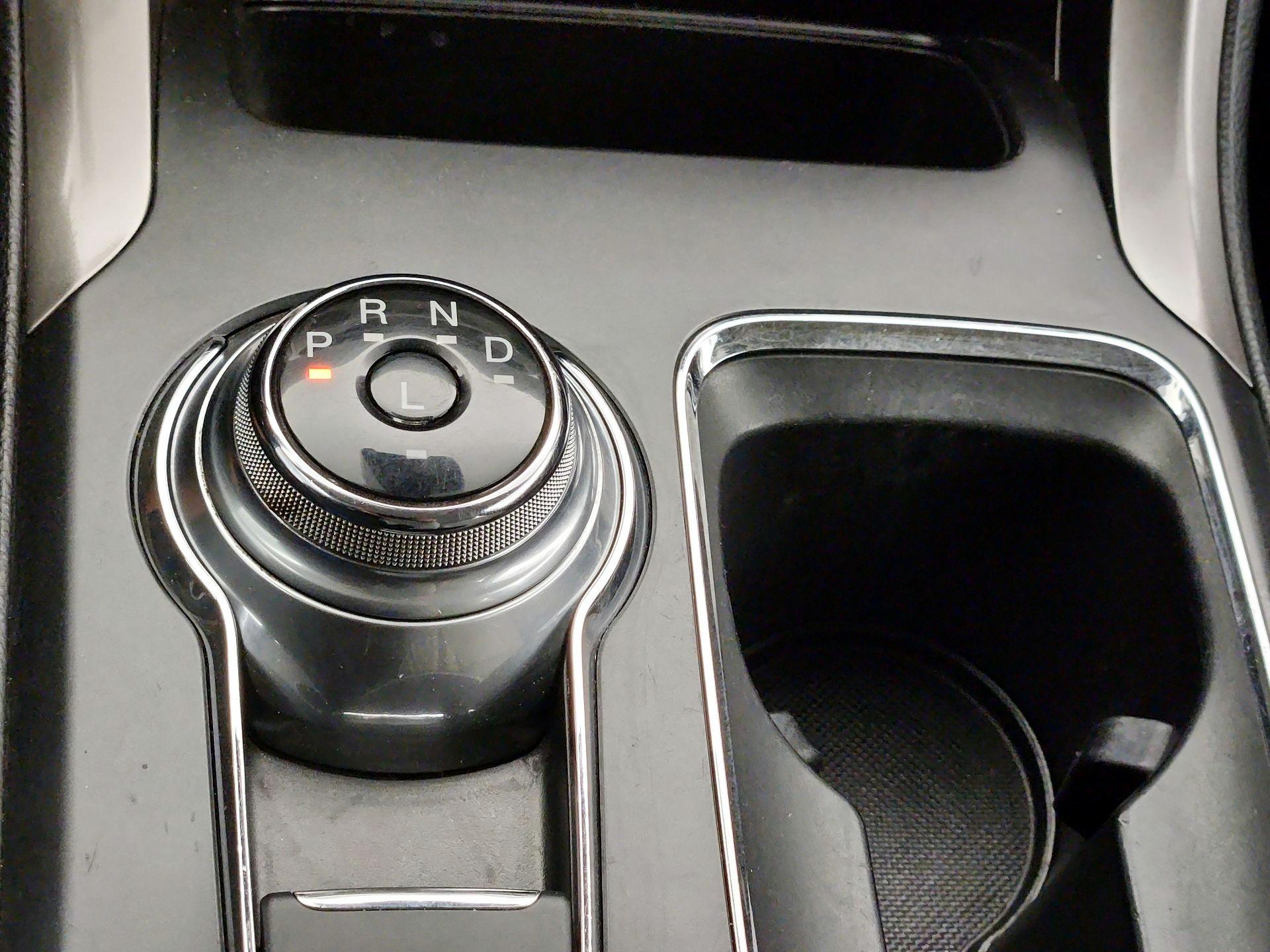 Thumbnail: 2019 Ford Fusion - 17