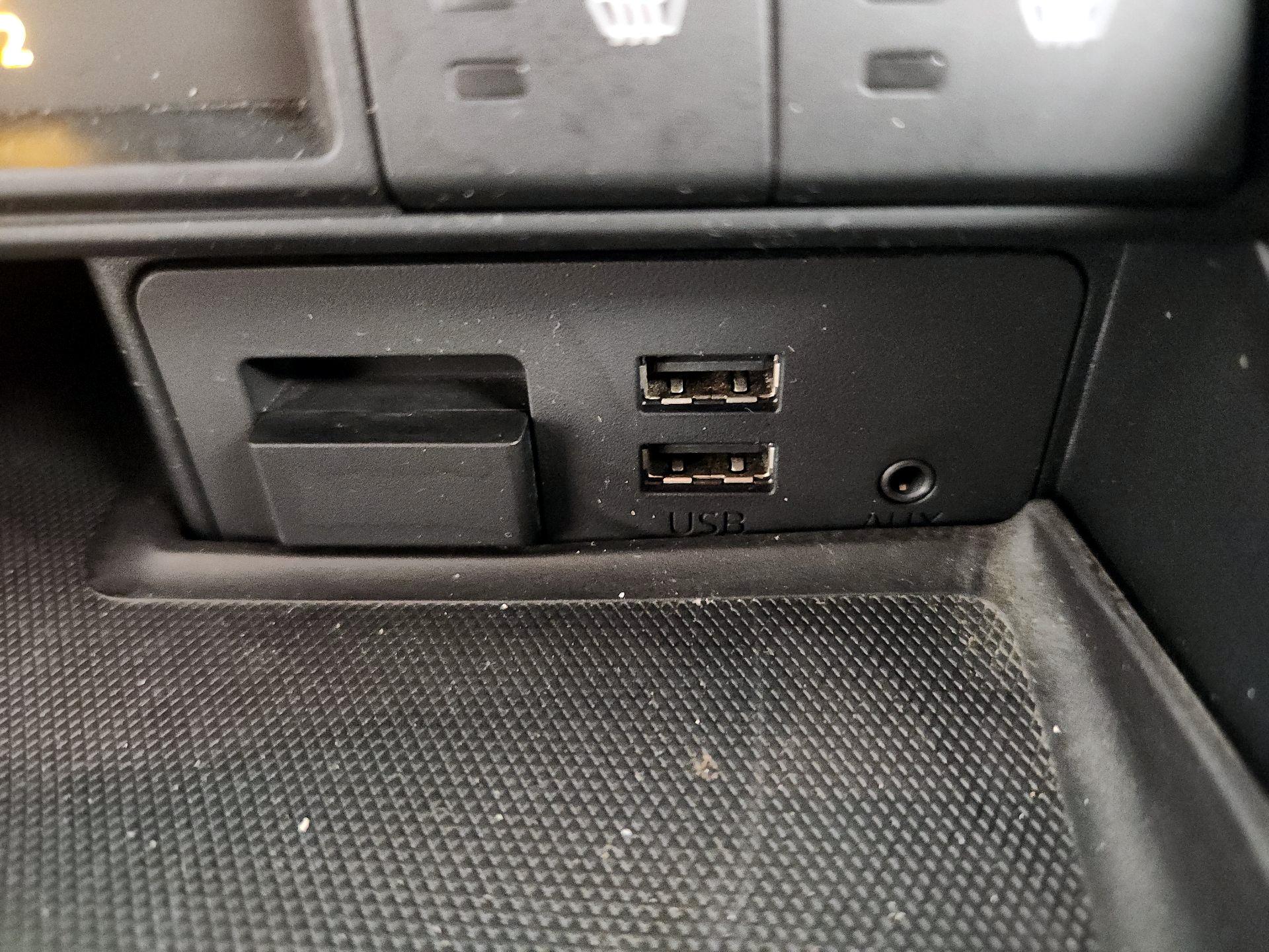 Thumbnail: 2018 Mazda MX-5 Miata - 18