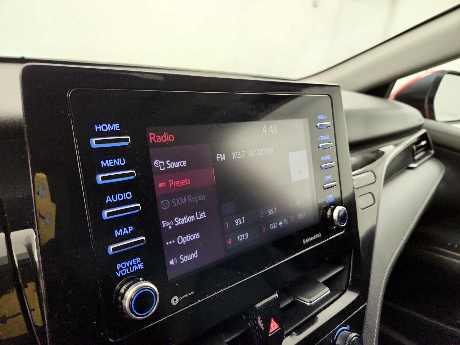 Thumbnail: 2021 Toyota Camry - 15