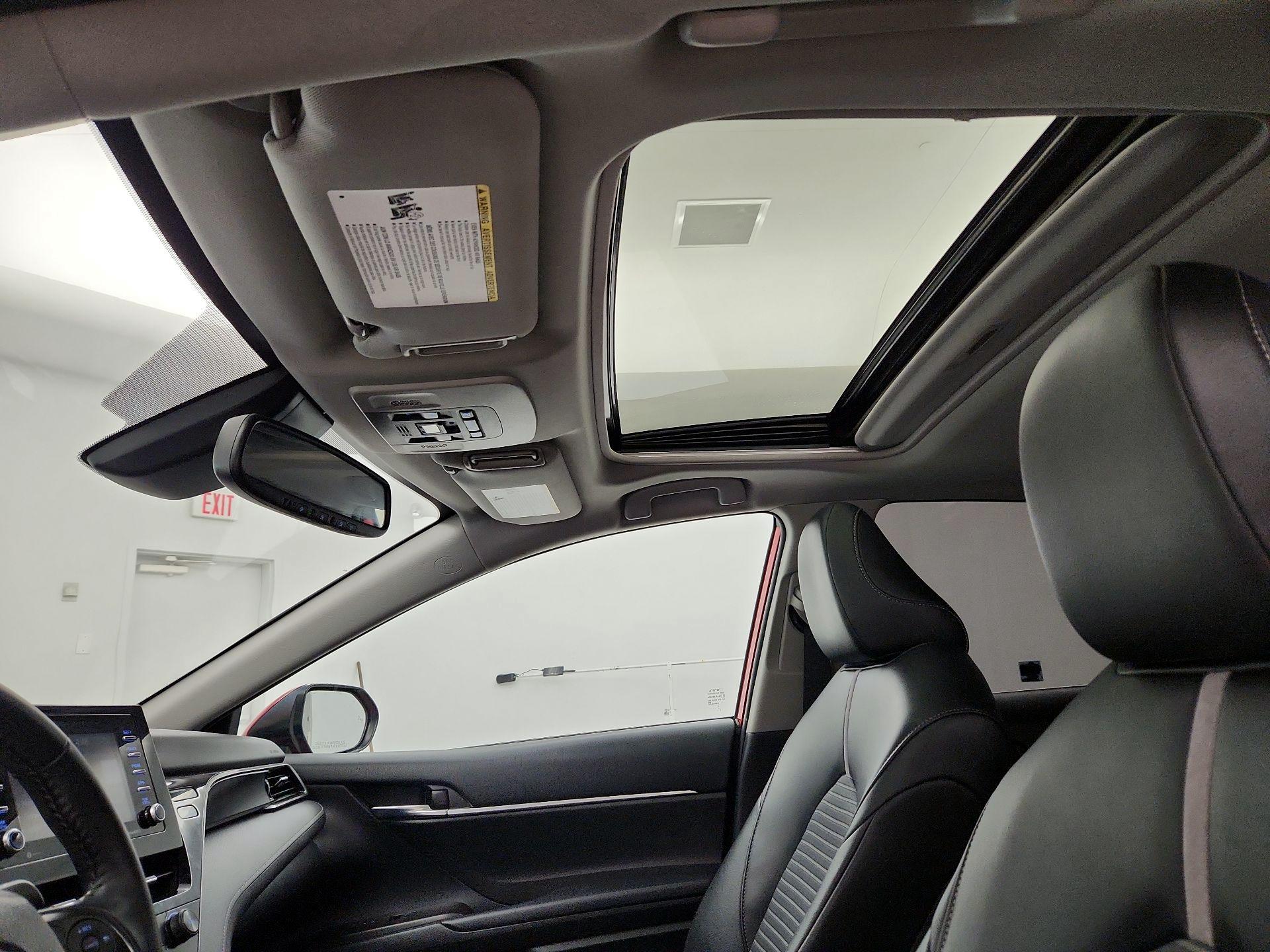 Thumbnail: 2021 Toyota Camry - 19