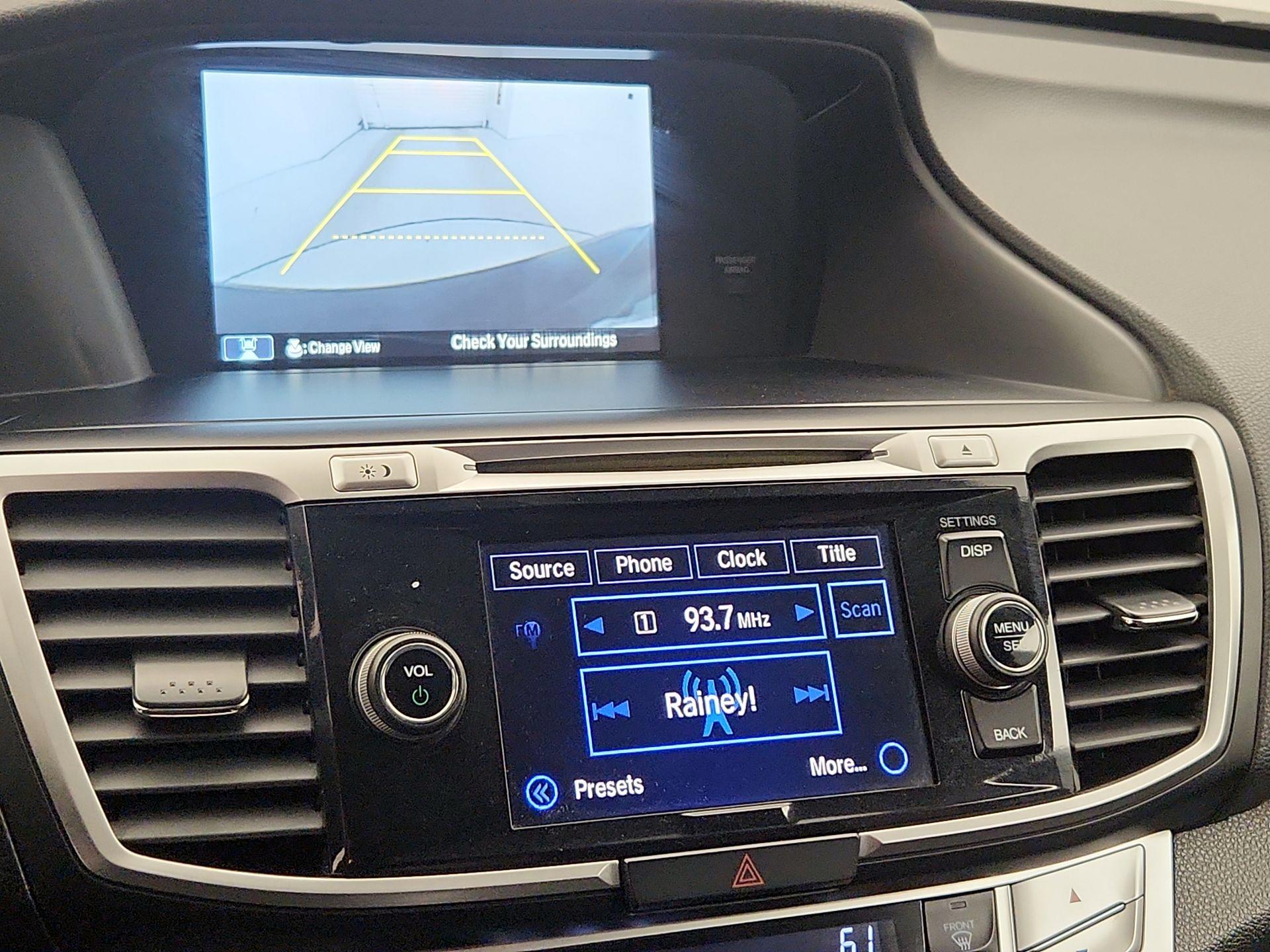 Thumbnail: 2015 Honda Accord - 14