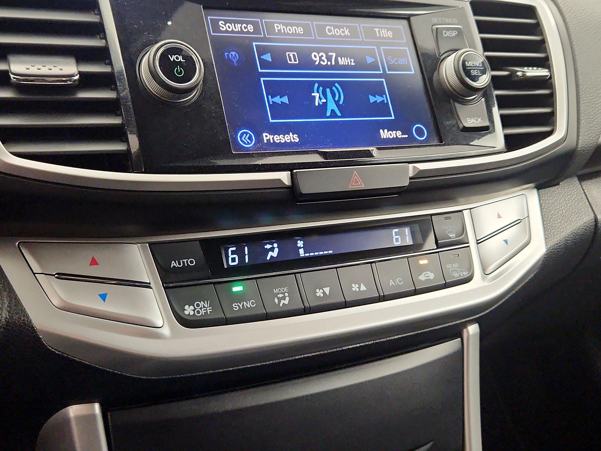 Thumbnail: 2015 Honda Accord - 16