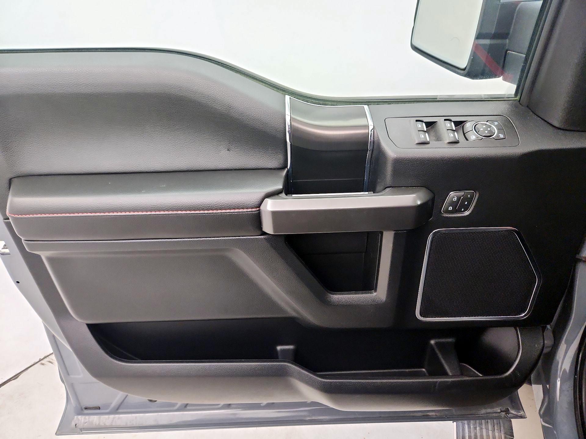 Thumbnail: 2019 Ford F-150 - 12