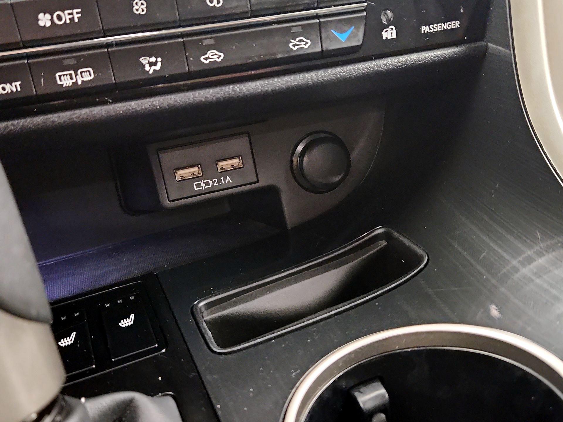 Thumbnail: 2022 Lexus RX - 18