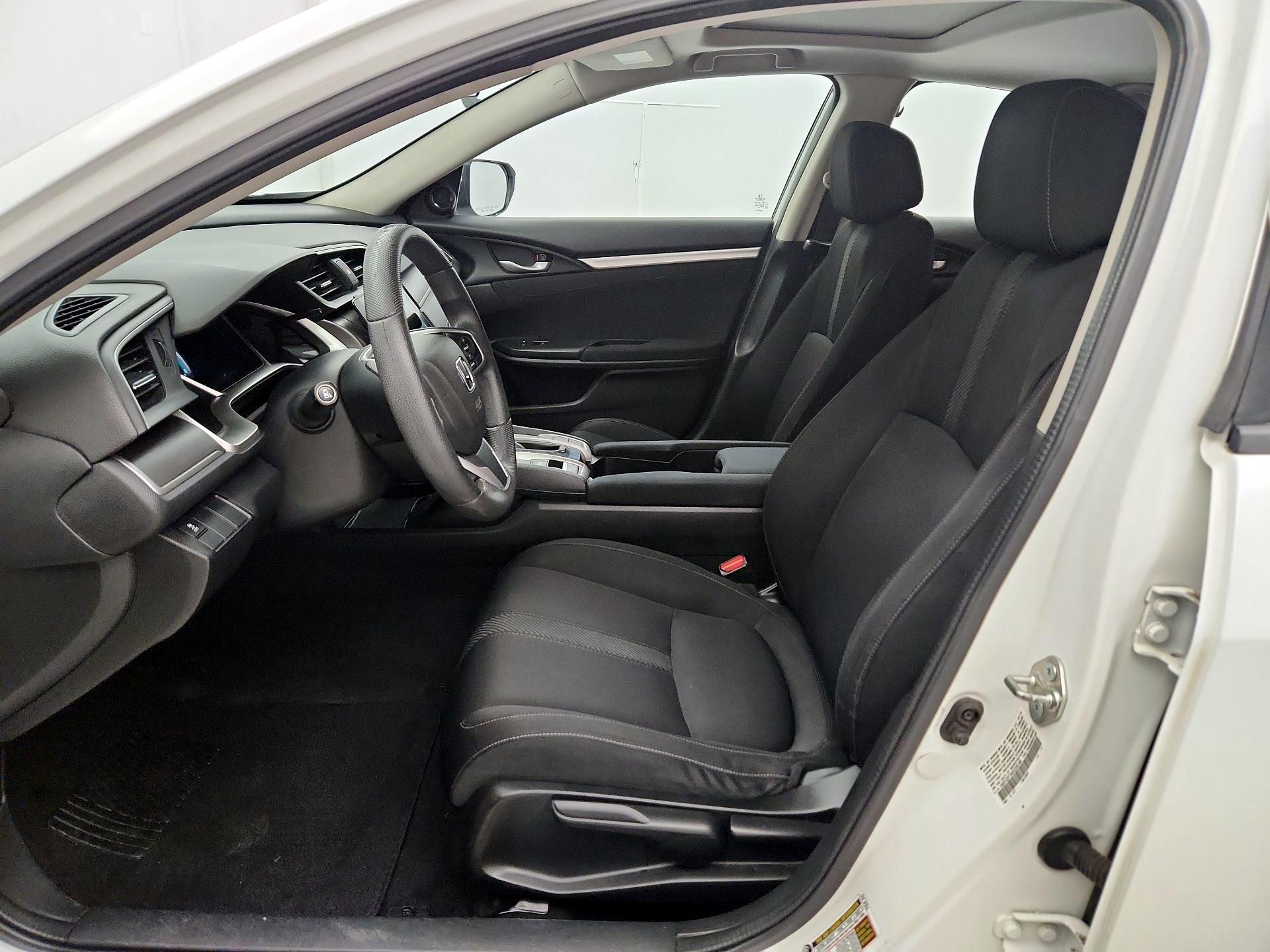 Thumbnail: 2016 Honda Civic - 11