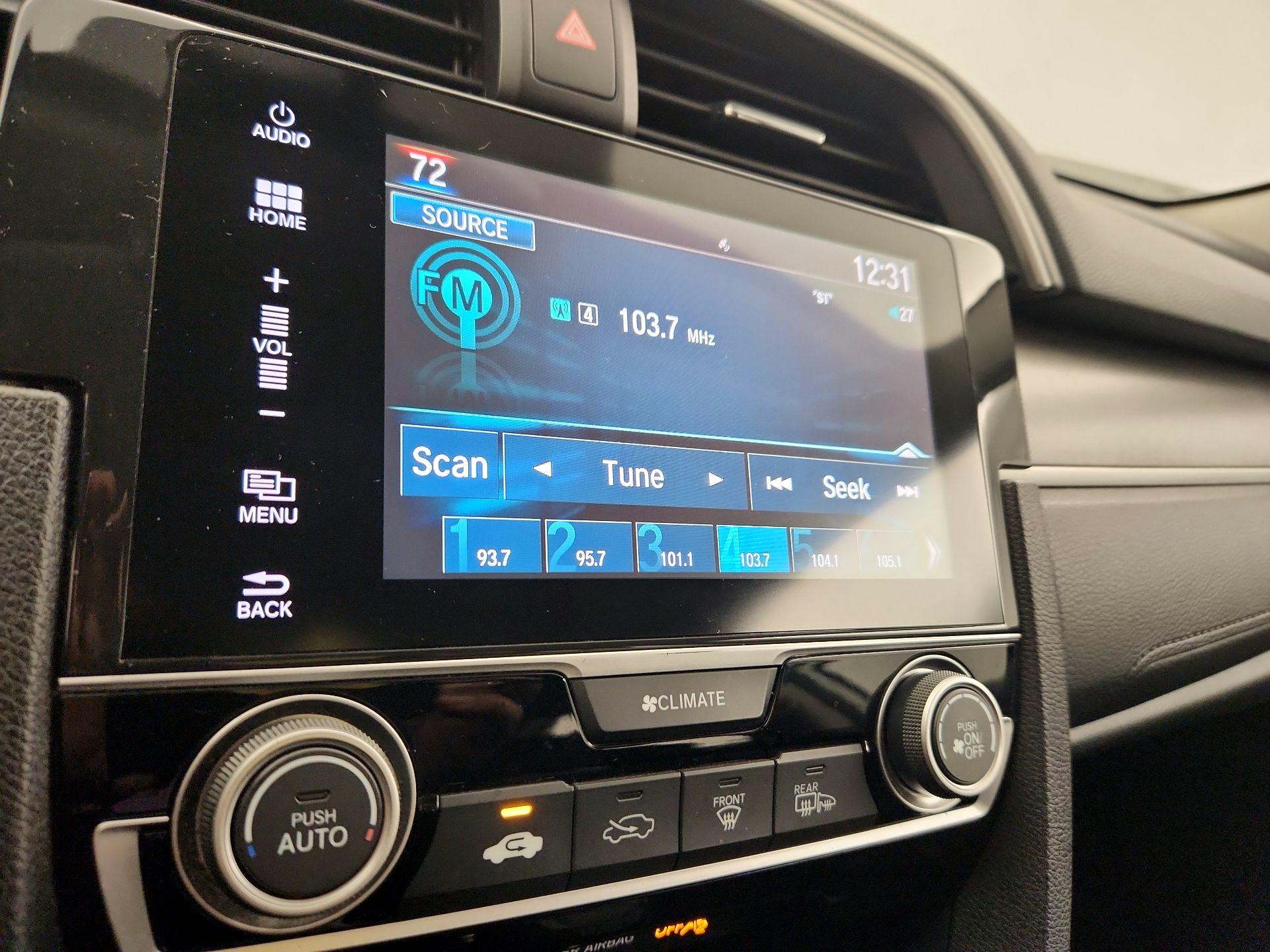 Thumbnail: 2016 Honda Civic - 15