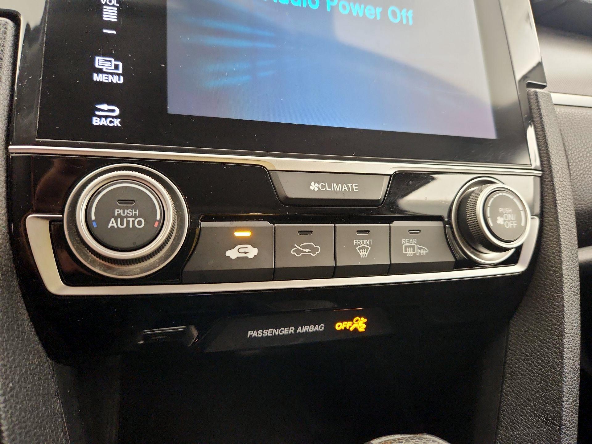 Thumbnail: 2016 Honda Civic - 16