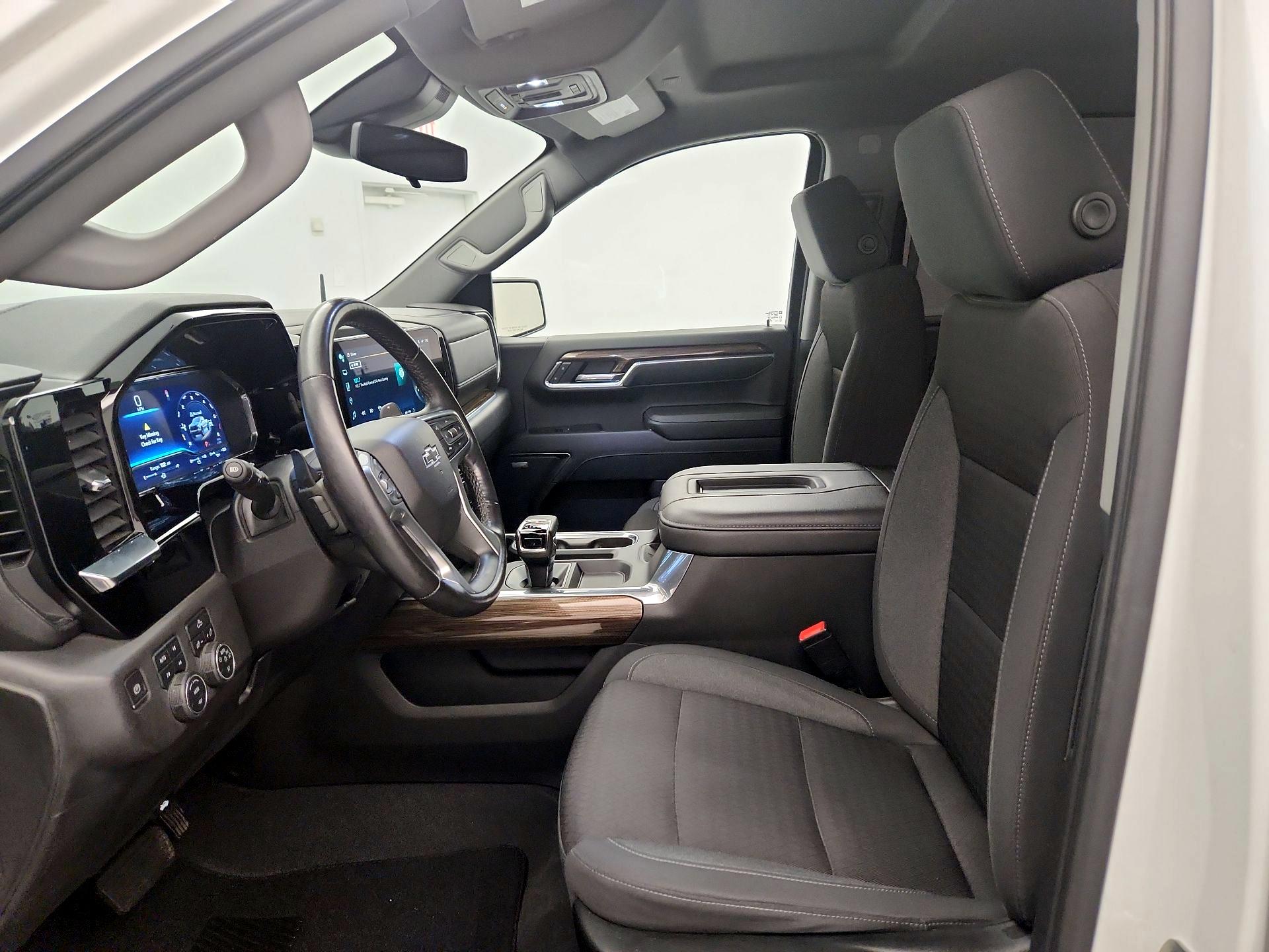 Thumbnail: 2022 Chevrolet Silverado 1500 - 11