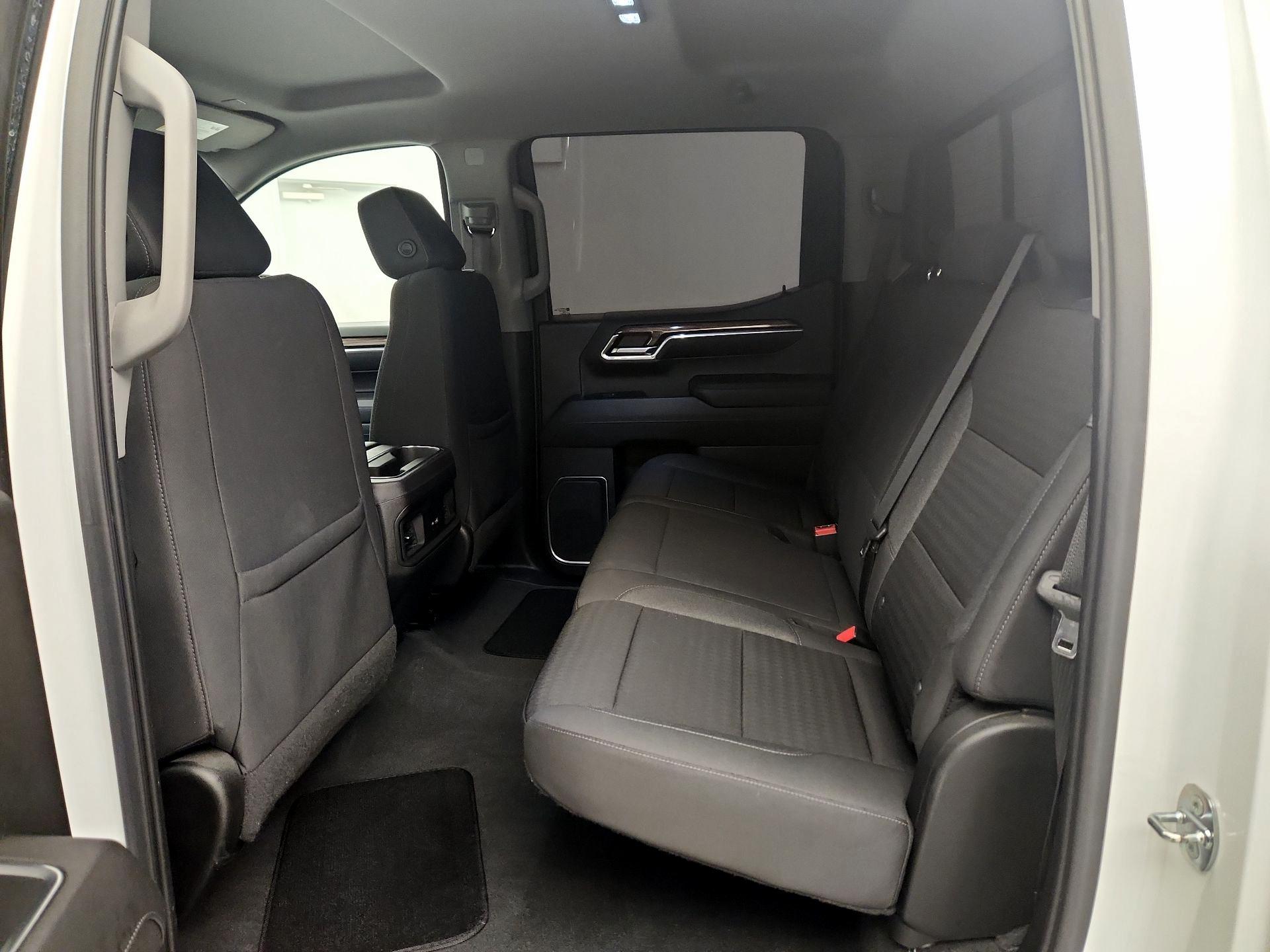 Thumbnail: 2022 Chevrolet Silverado 1500 - 19