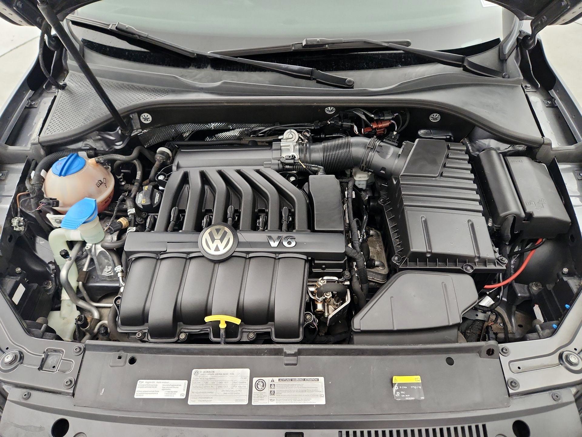 Thumbnail: 2015 Volkswagen Passat - 20