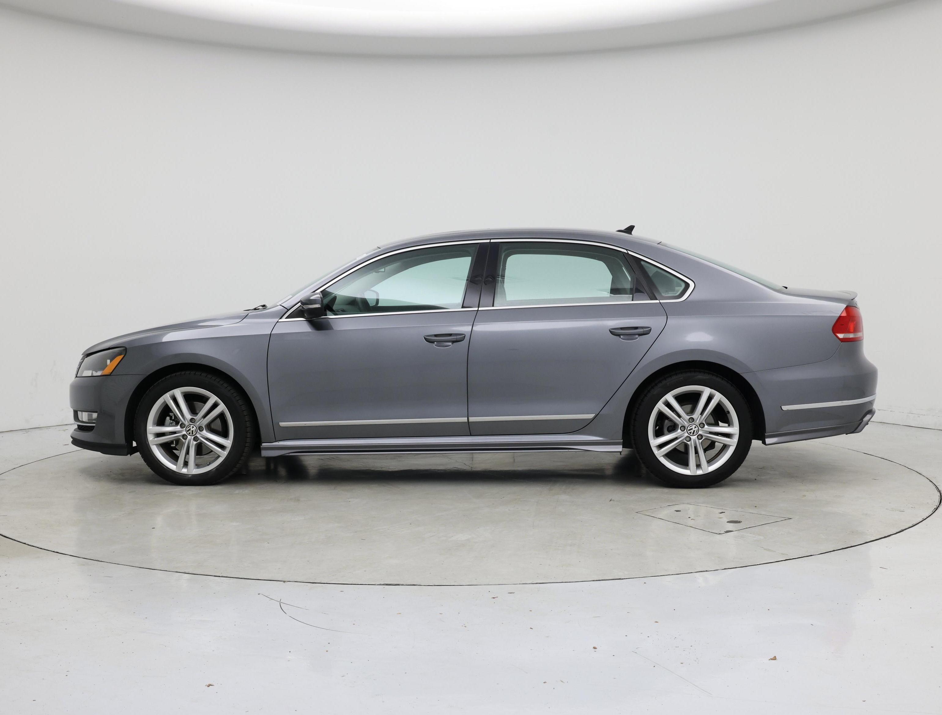 Thumbnail: 2015 Volkswagen Passat - 3