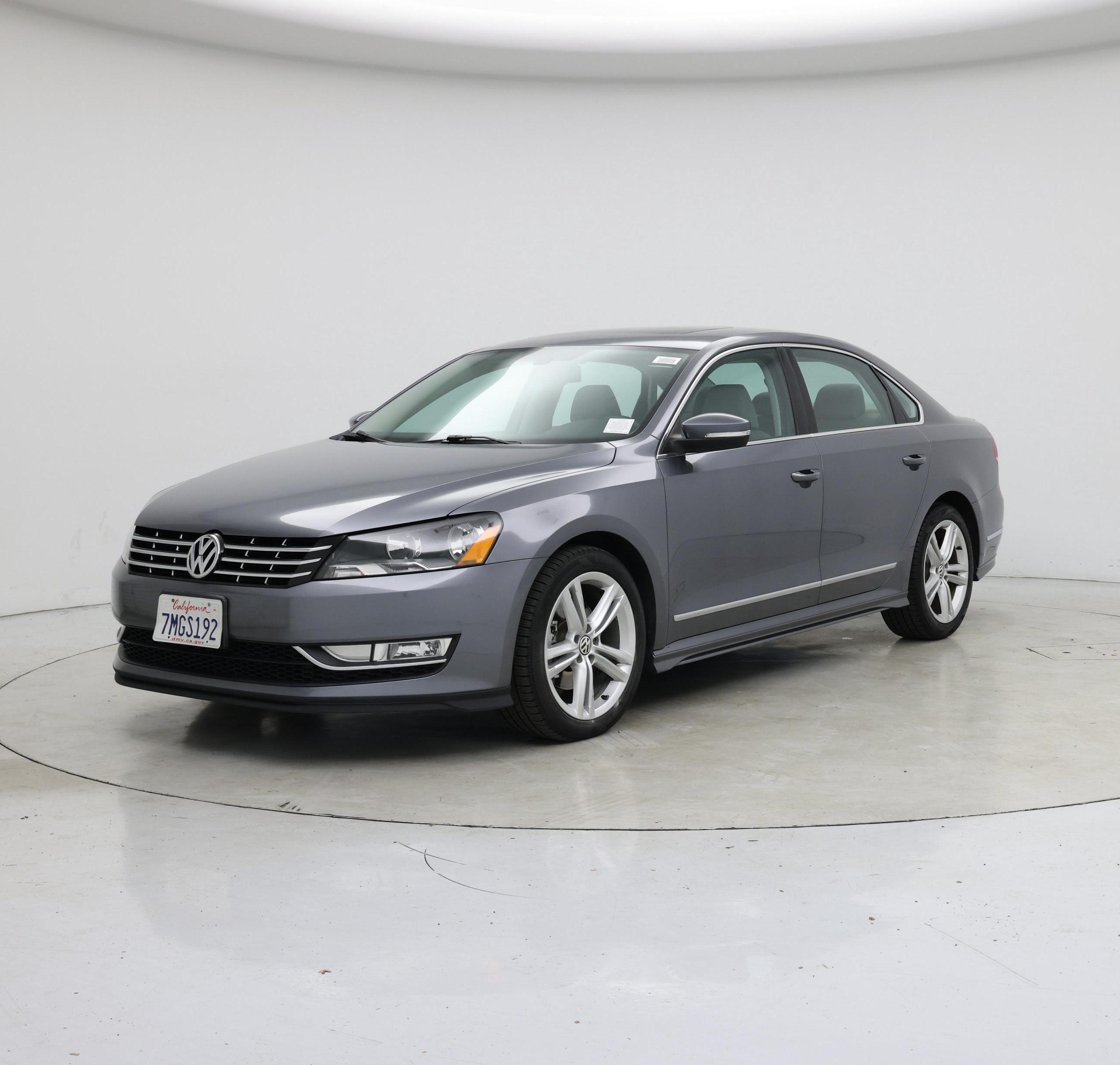 Thumbnail: 2015 Volkswagen Passat - 4