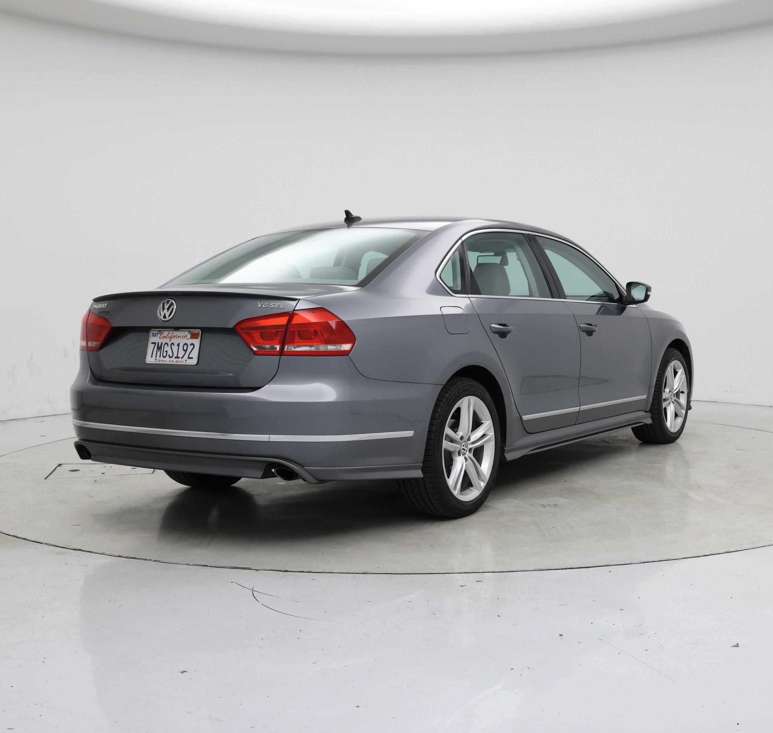 Thumbnail: 2015 Volkswagen Passat - 8