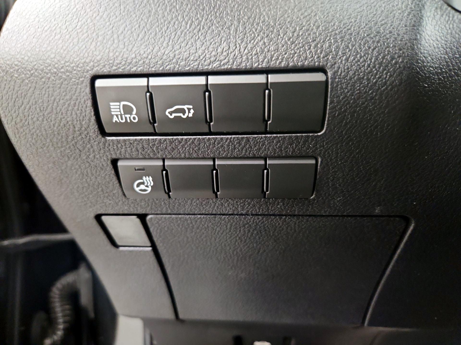 Thumbnail: 2022 Lexus RX - 13