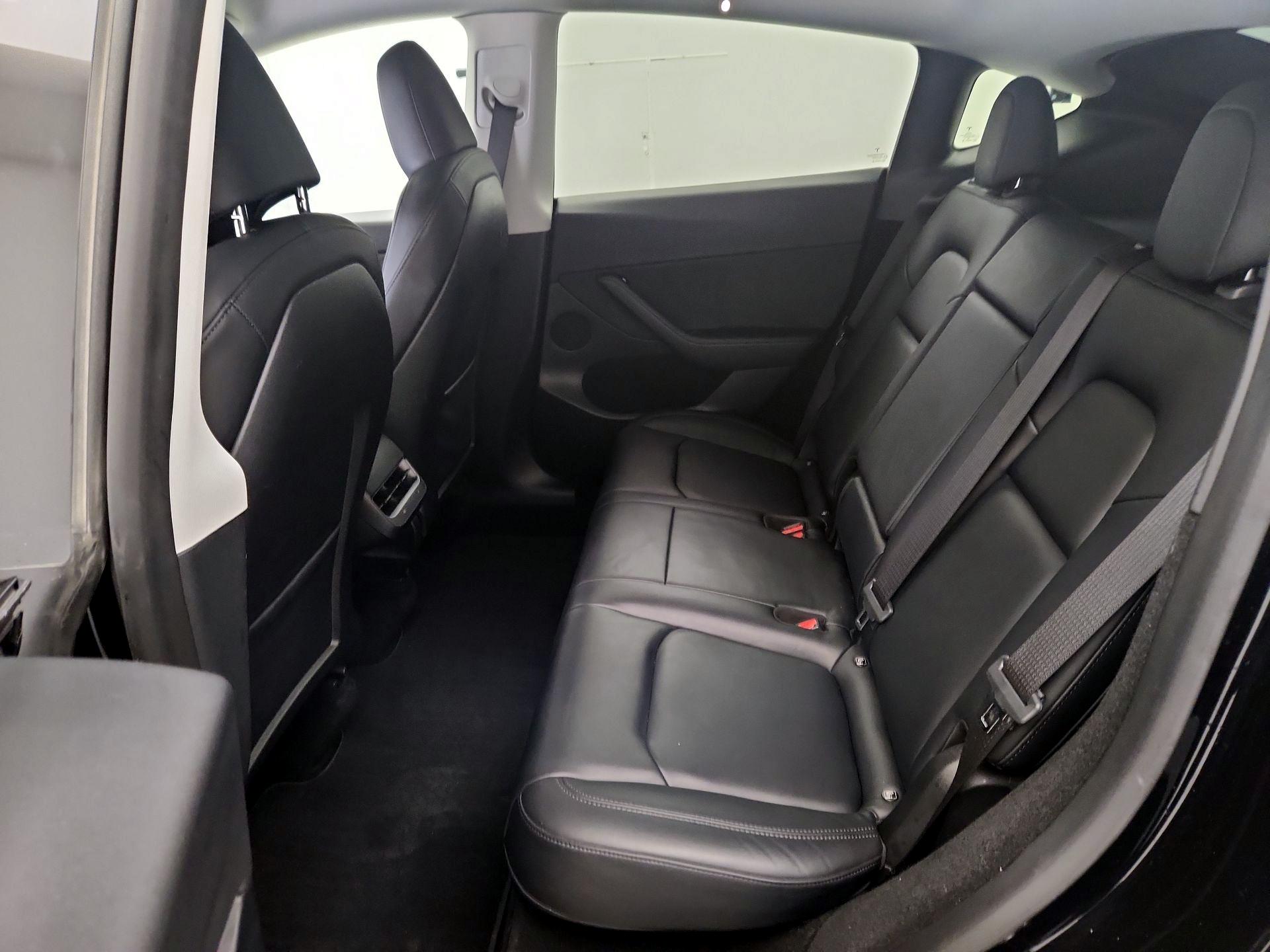 Thumbnail: 2023 Tesla Model Y - 19