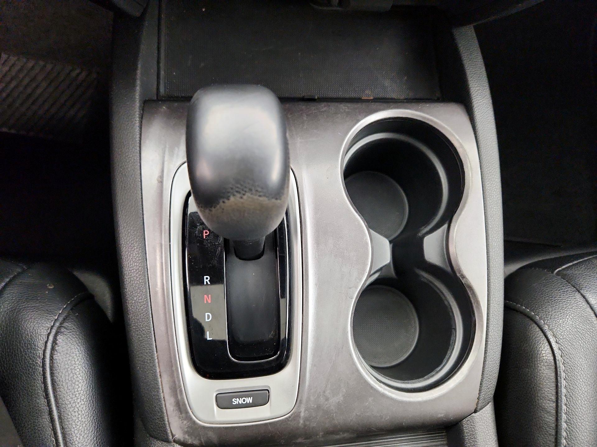 Thumbnail: 2017 Honda Pilot - 17