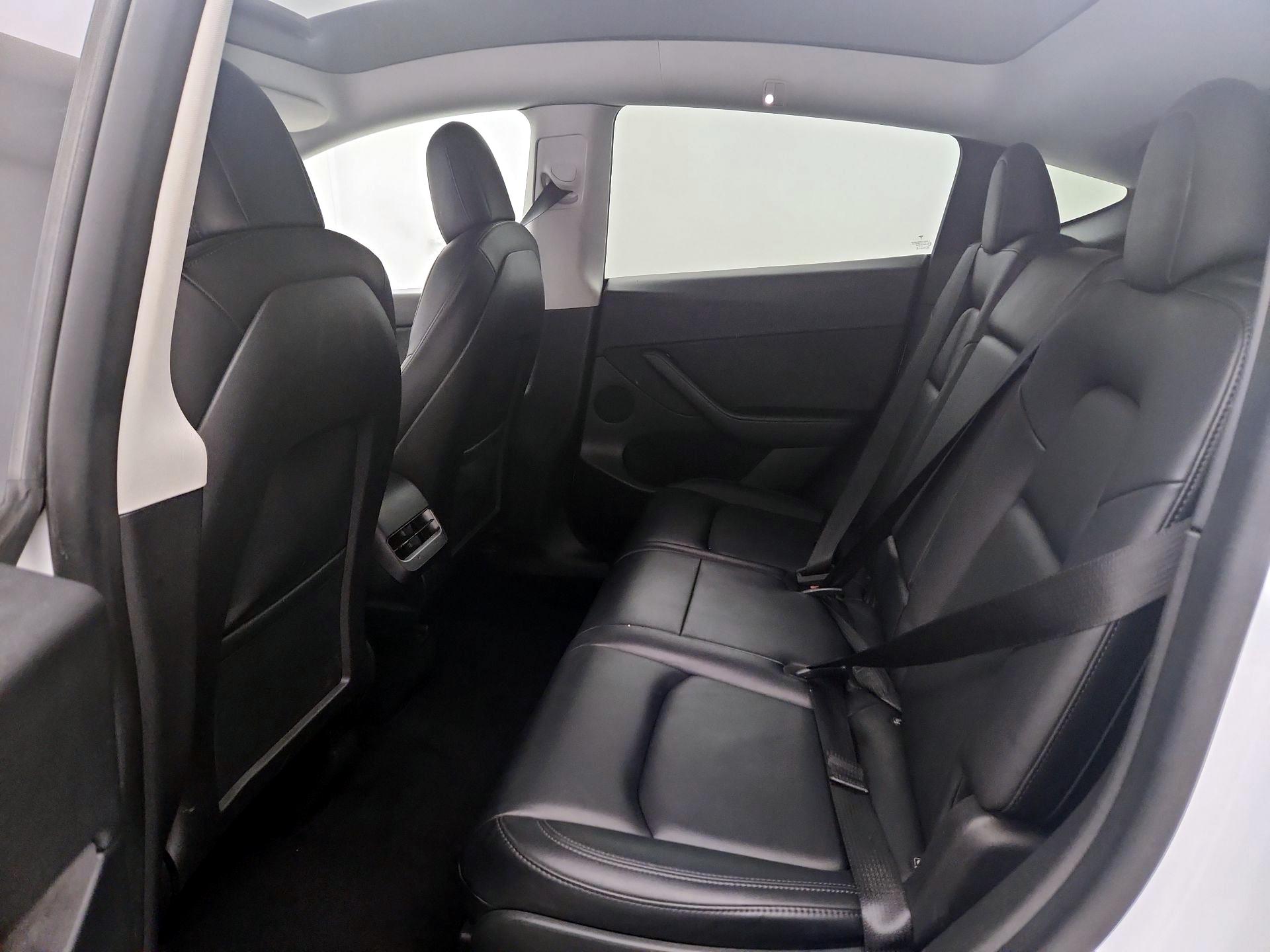 Thumbnail: 2022 Tesla Model Y - 19