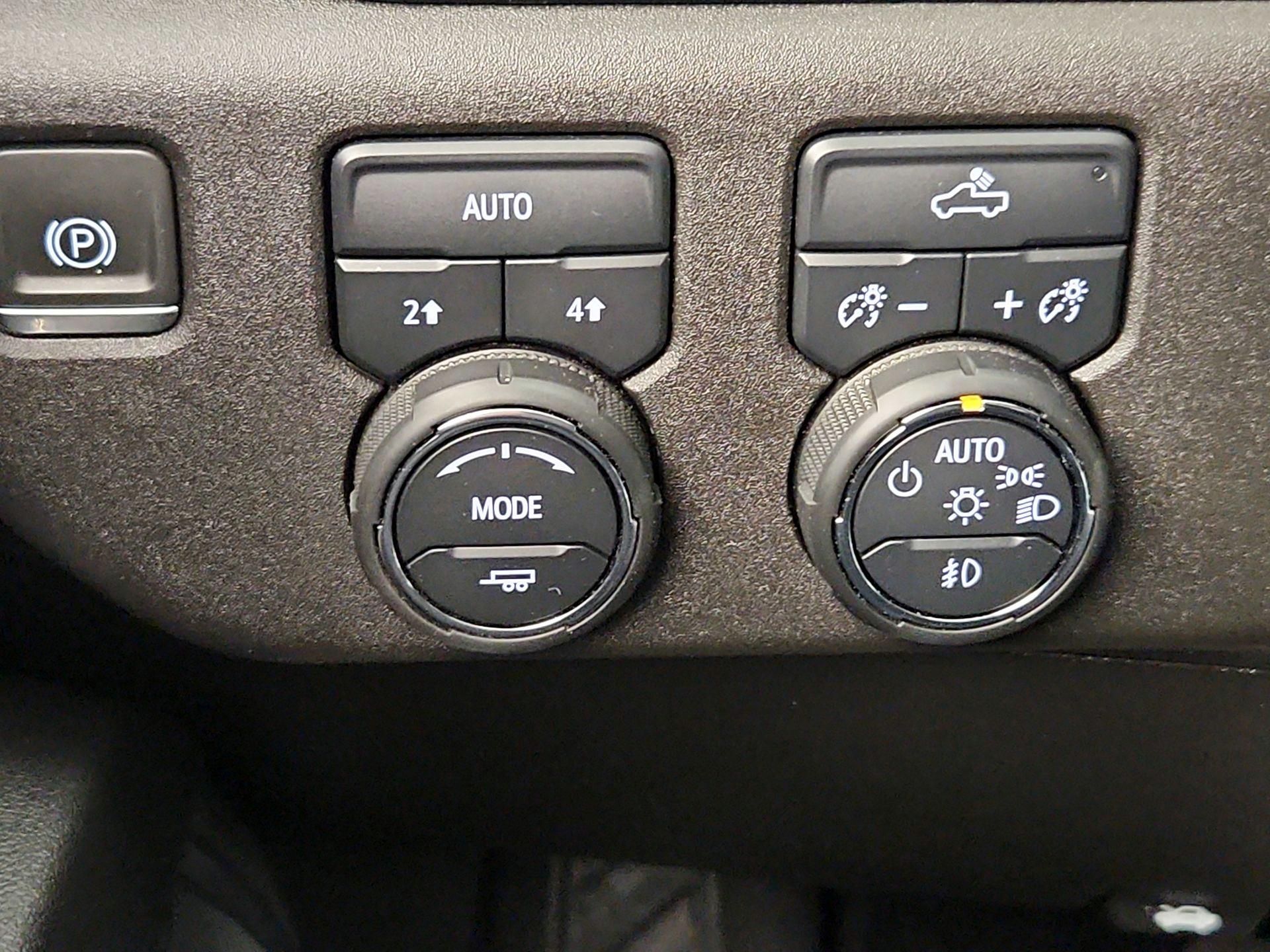 Thumbnail: 2024 Chevrolet Silverado 1500 - 13