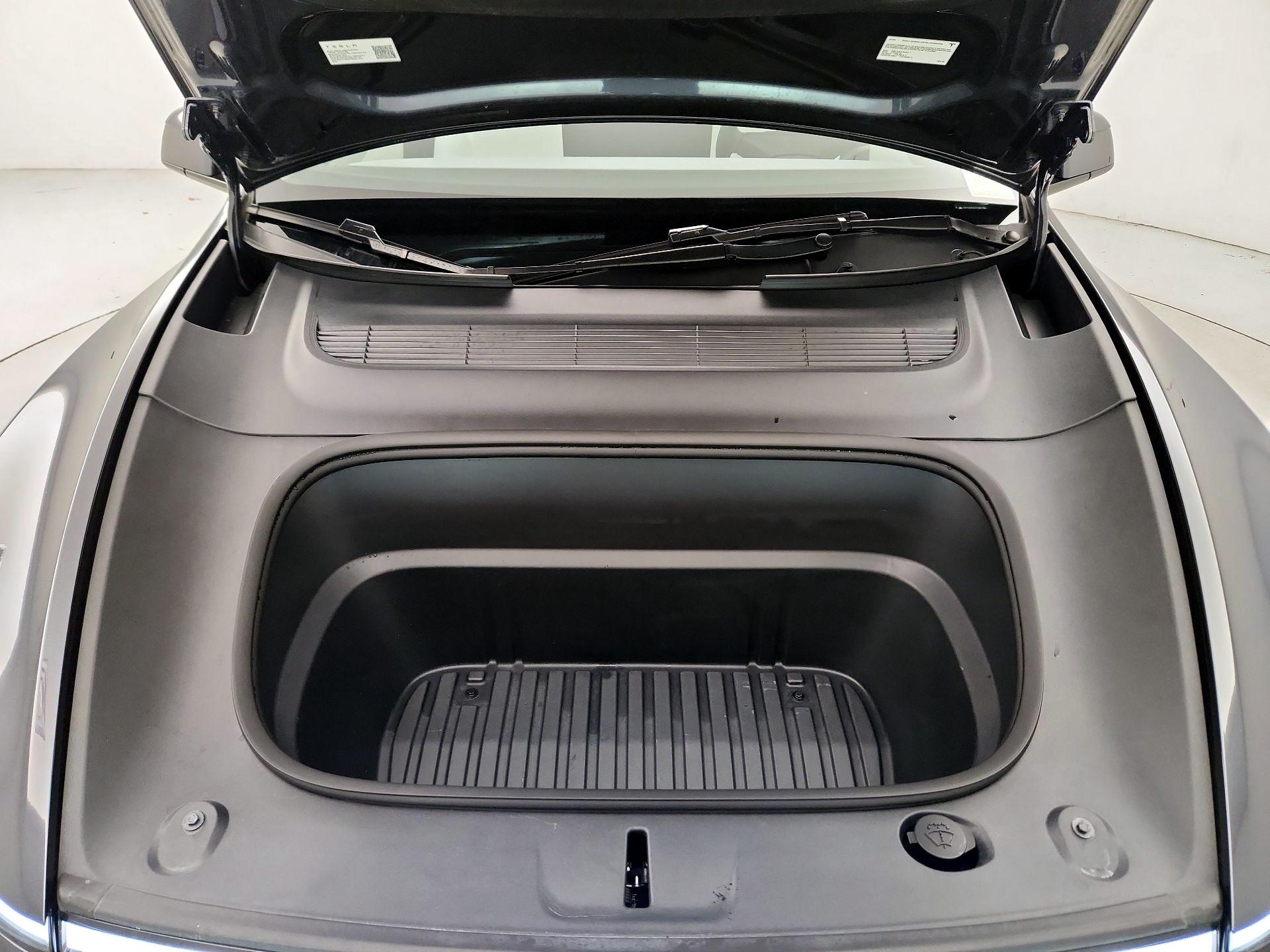 Thumbnail: 2026 Tesla Model Y - 20