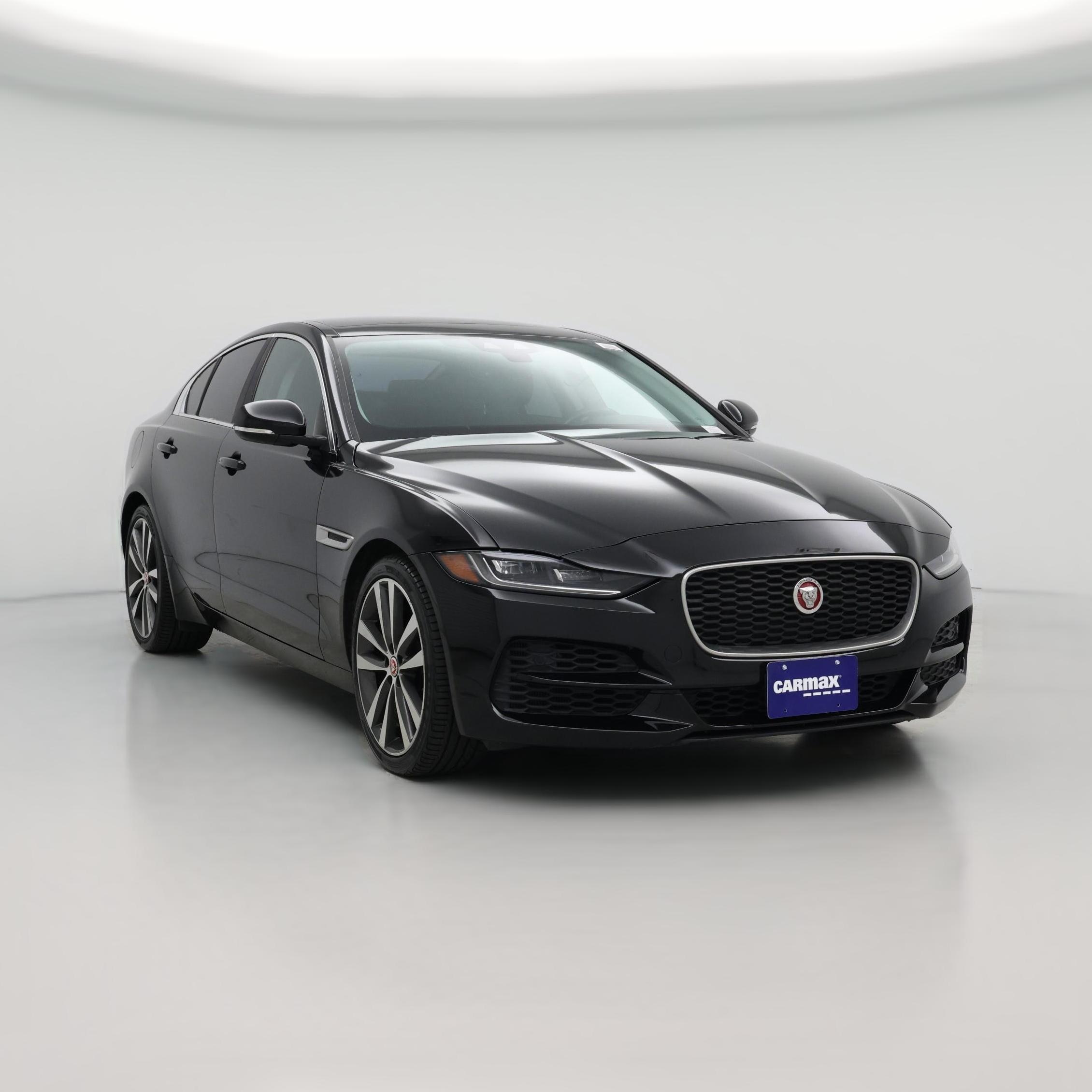 Thumbnail: 2020 Jaguar XE - 1