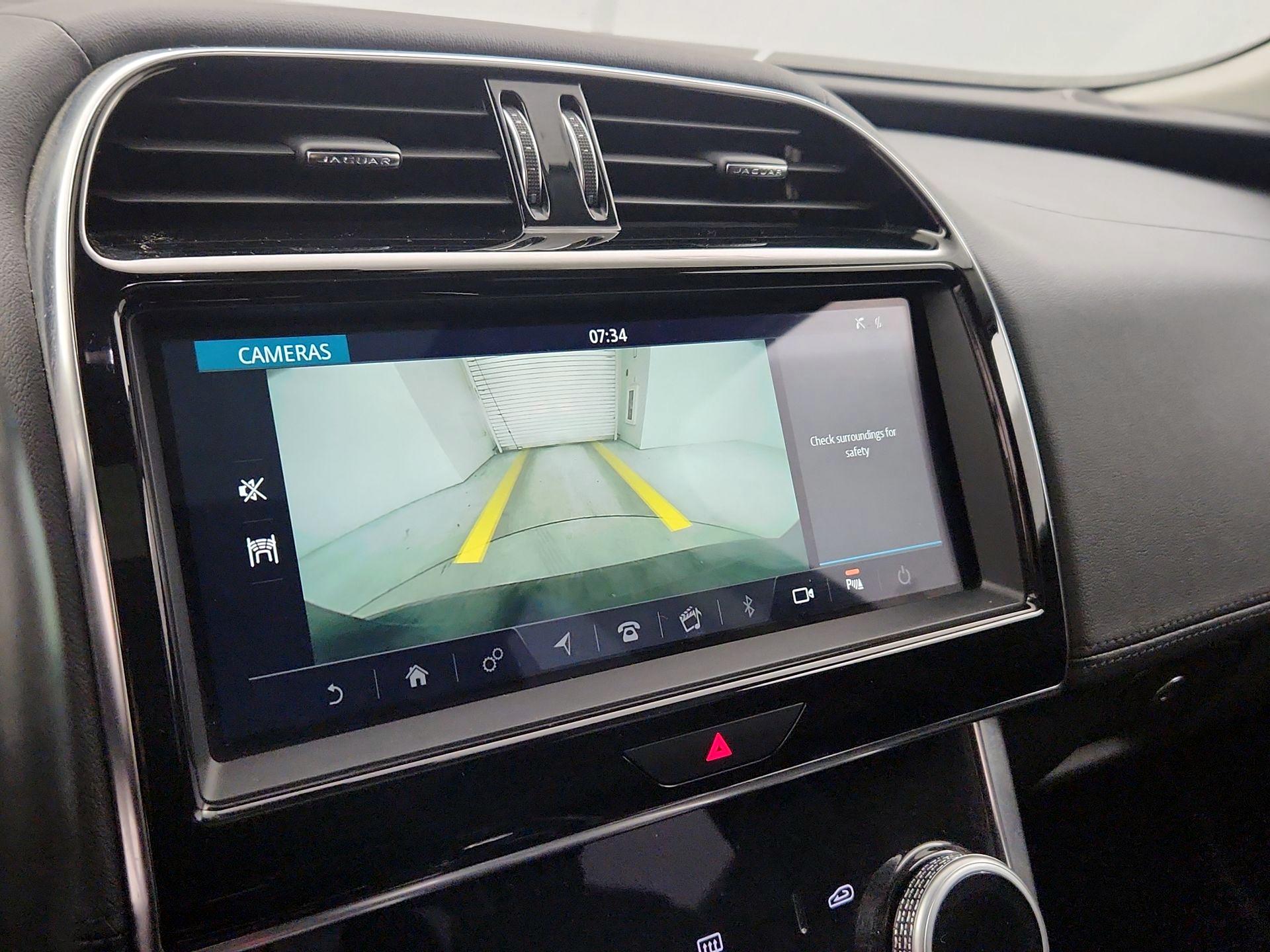 Thumbnail: 2020 Jaguar XE - 15