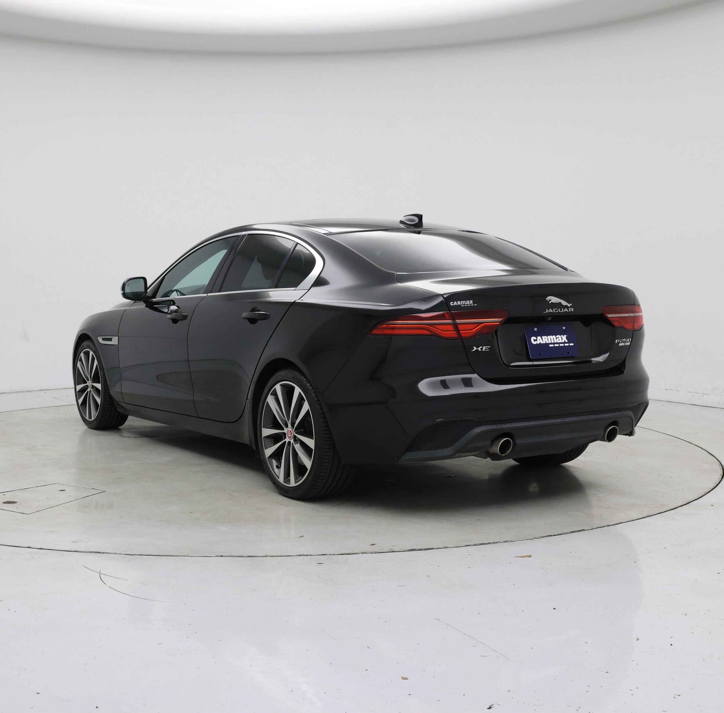 Thumbnail: 2020 Jaguar XE - 2