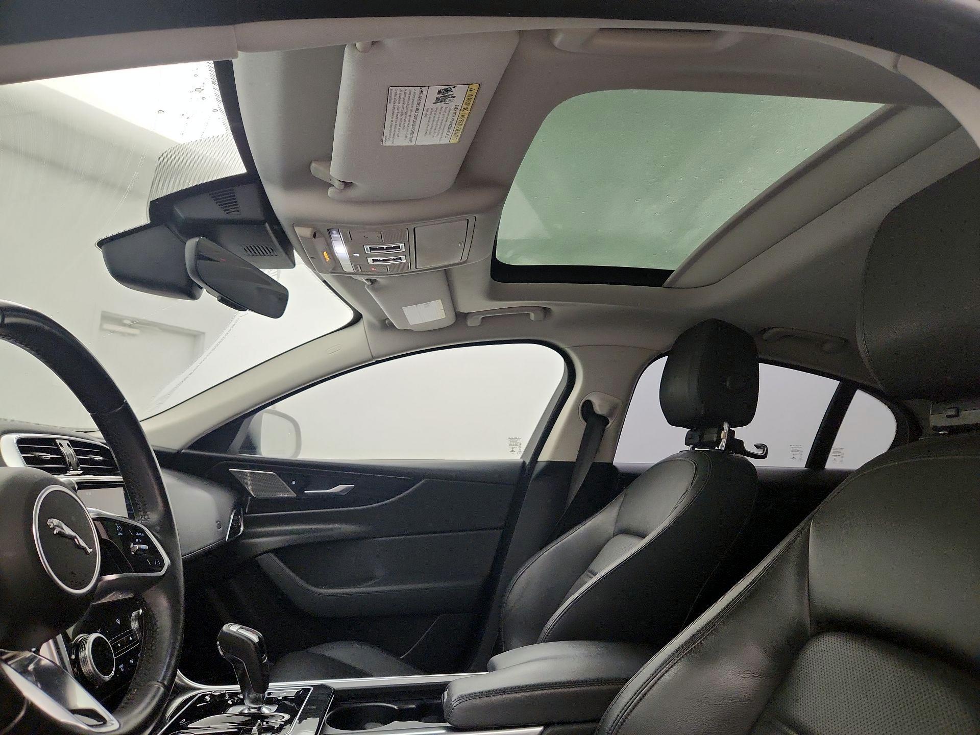 Thumbnail: 2020 Jaguar XE - 20